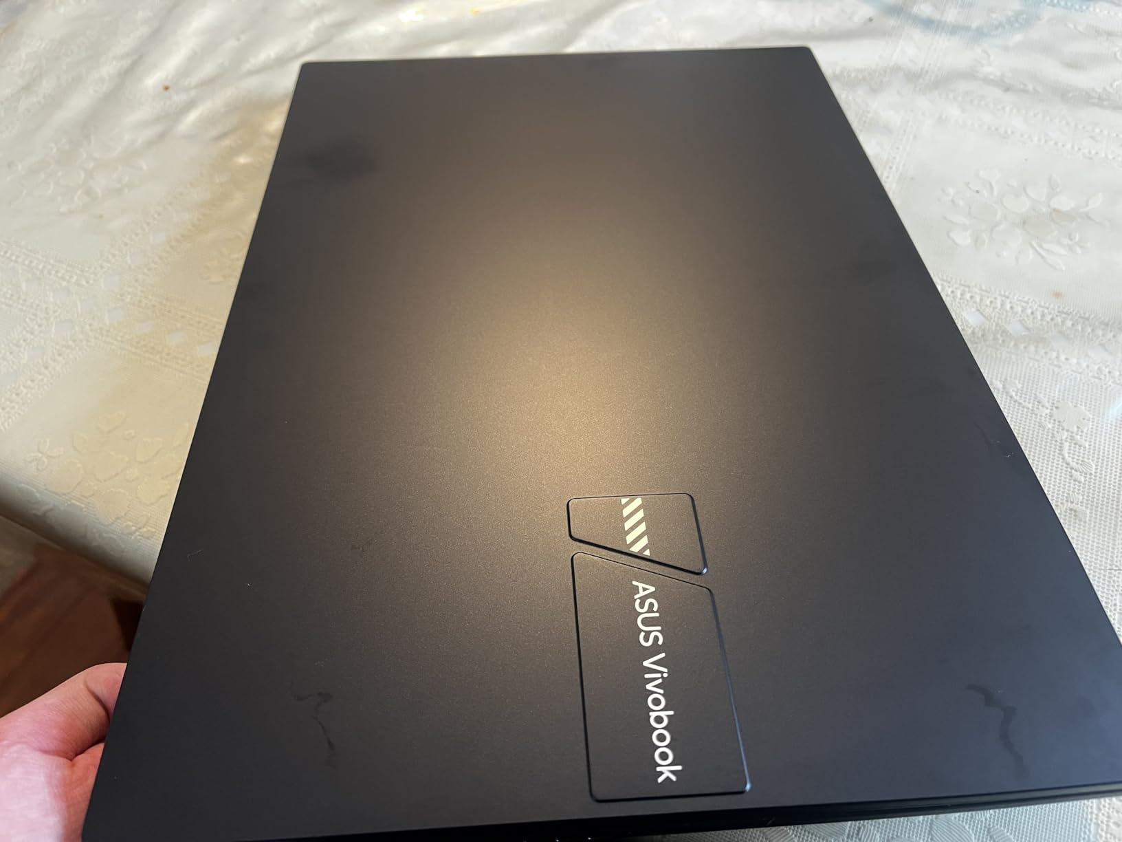 ASUS VivoBook 16 Laptop, 16” WUXGA (1920 x 1200) 16:10Display, AMD Ryzen 7 7730U CPU, AMD Radeon™ Graphics, 8GB RAM, 1TB SSD, Fingerprint Sensor, Windows 11 Home, Indie Black, M1605YA-ES74 customer photo 1