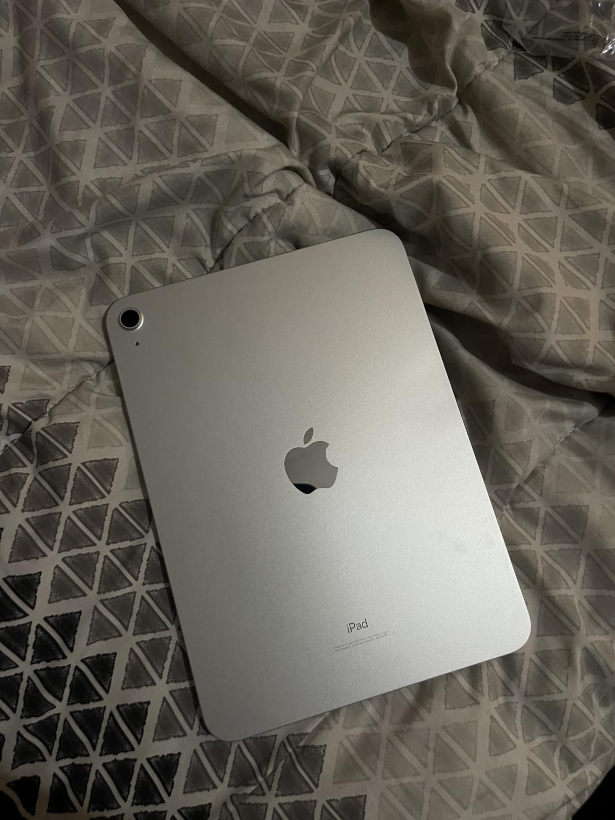2022 Apple iPad (10.9-inch, Wi-Fi, 64GB) - Silver (Renewed) customer photo 1