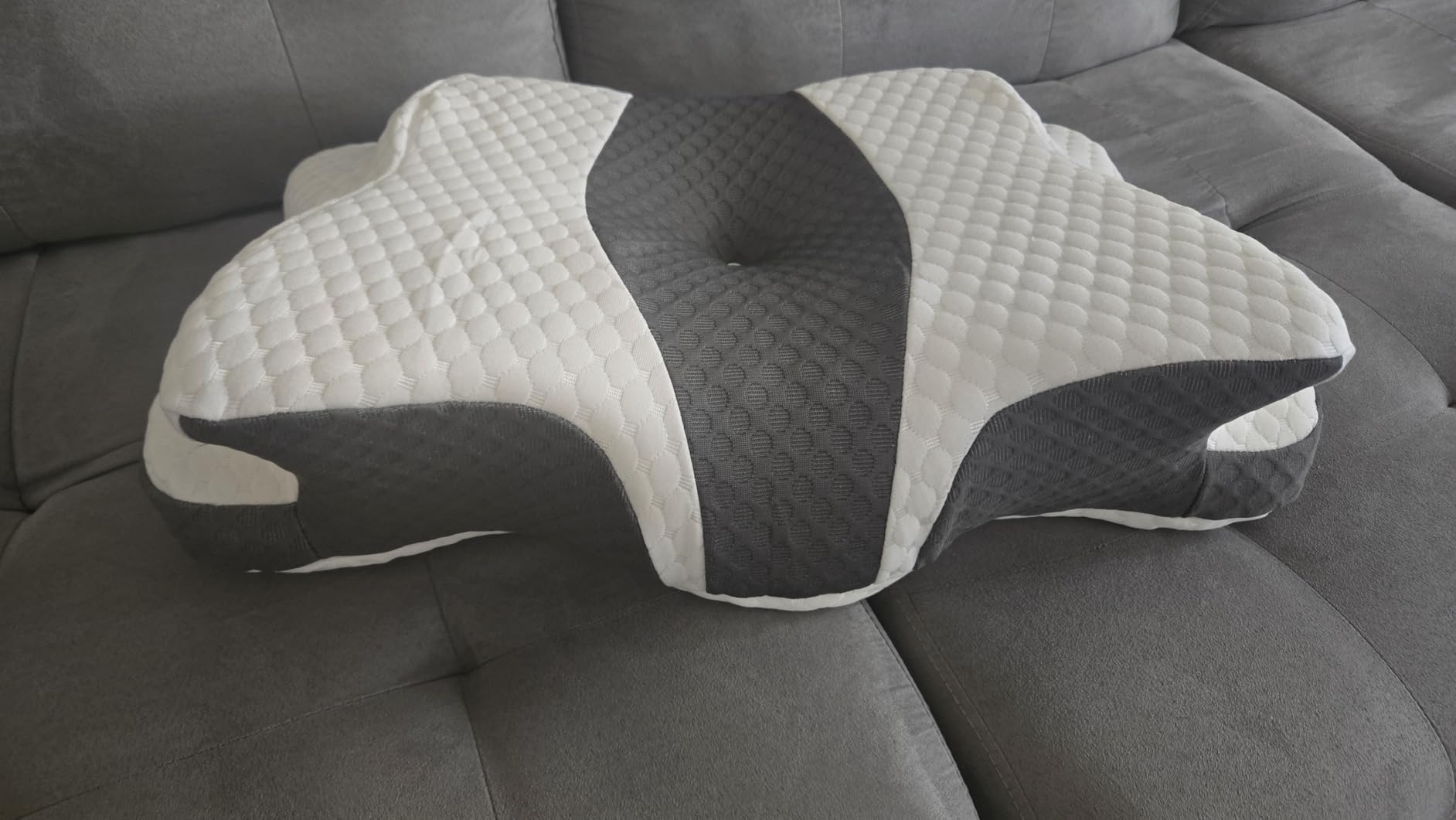 CHxxy Memory Foam Pillows, Cervical Pillow for Neck & Shoulder Pain Relief customer photo 1