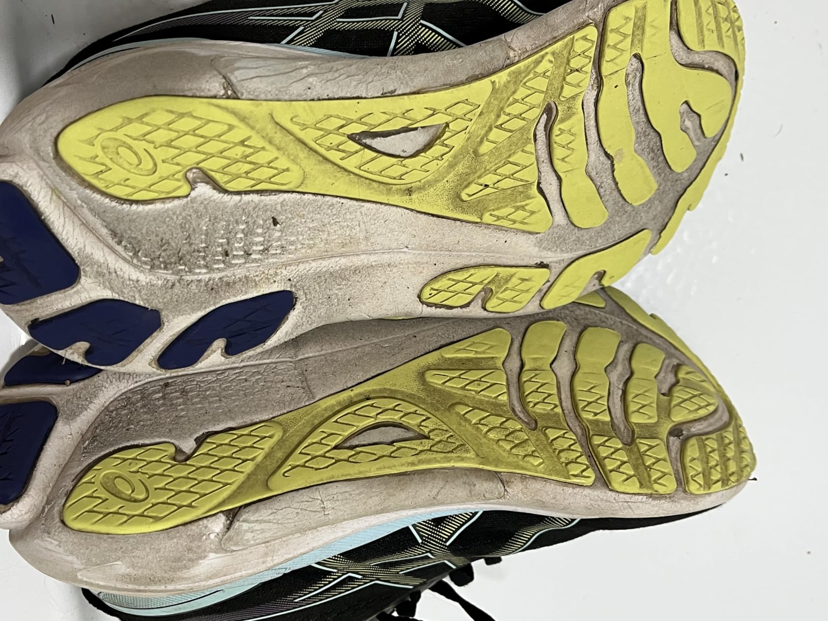 ASICS Women's Gel-Kayano 30 Running Shoes customer photo 1