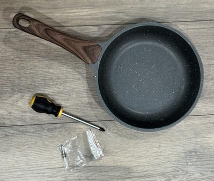 SENSARTE Nonstick Ceramic Frying Pan Skillet, 8 Inch Omelet Pan, Healthy Non Toxic Chef Pan, Induction Compatible Egg Pan with Heat Resistant Handle, PFAS-Free, White customer photo 2