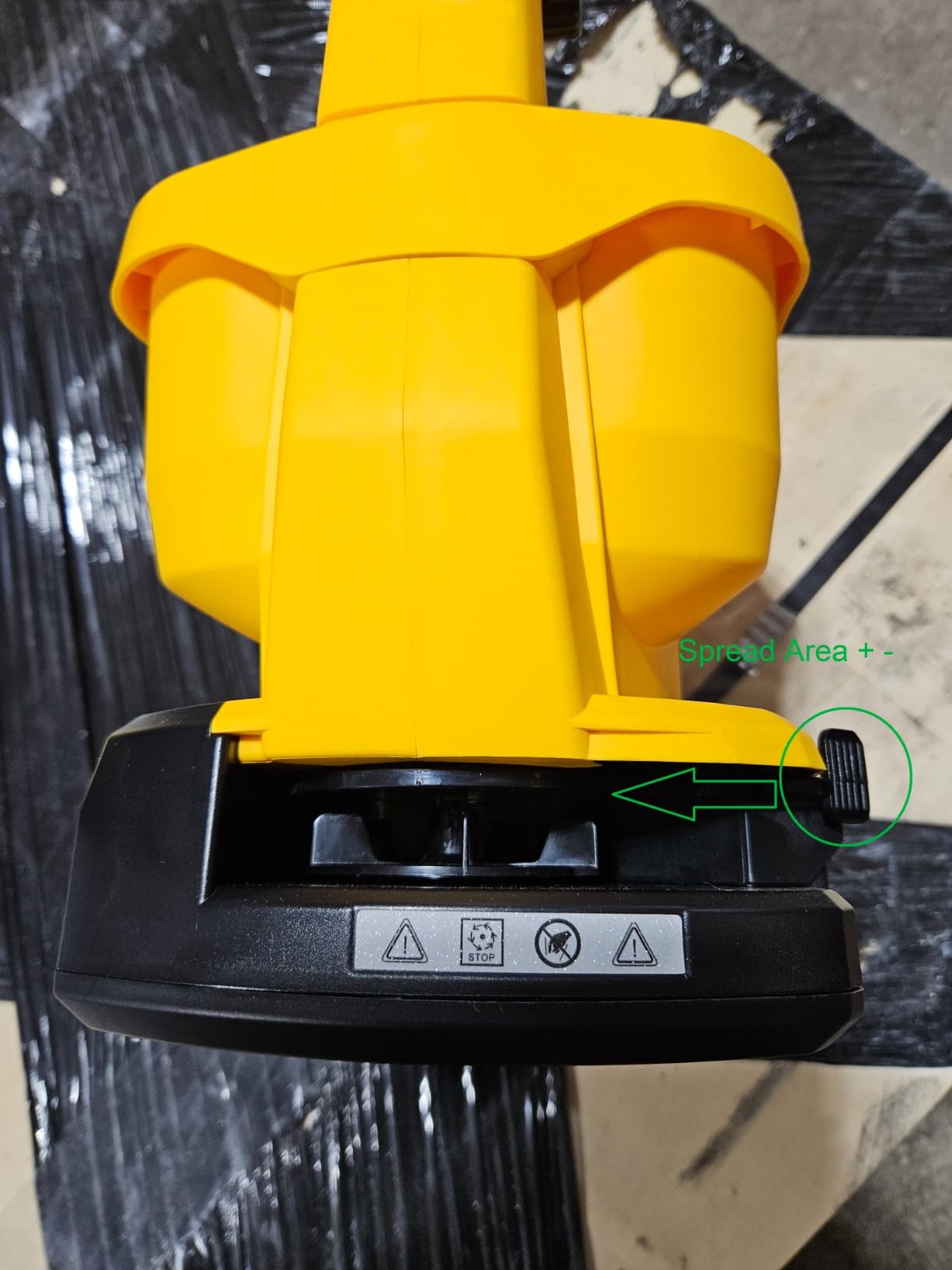 Rozlchar Power Spreader Compatible for Dewalt 20V/60V, Covers 5,000 sq. ft. customer photo 1