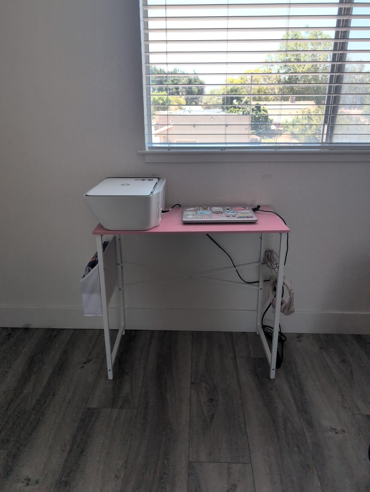 Pamray 32 Inch Computer Desk for Small Spaces with Storage Bag, Home Office Work Desk with Headphone Hook, Small Office Desk Study Writing Table customer photo 1