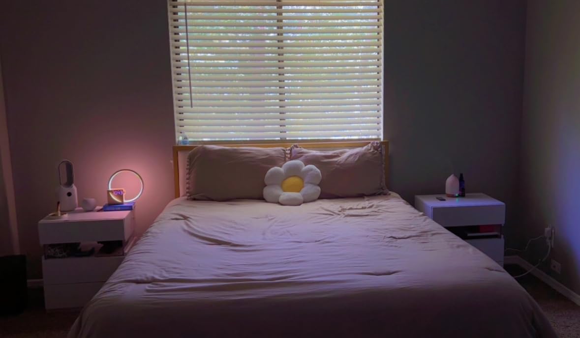 Vivilumens Sunrise Alarm Clock with Sound Machine for Heavy Sleepers Adults customer photo 2