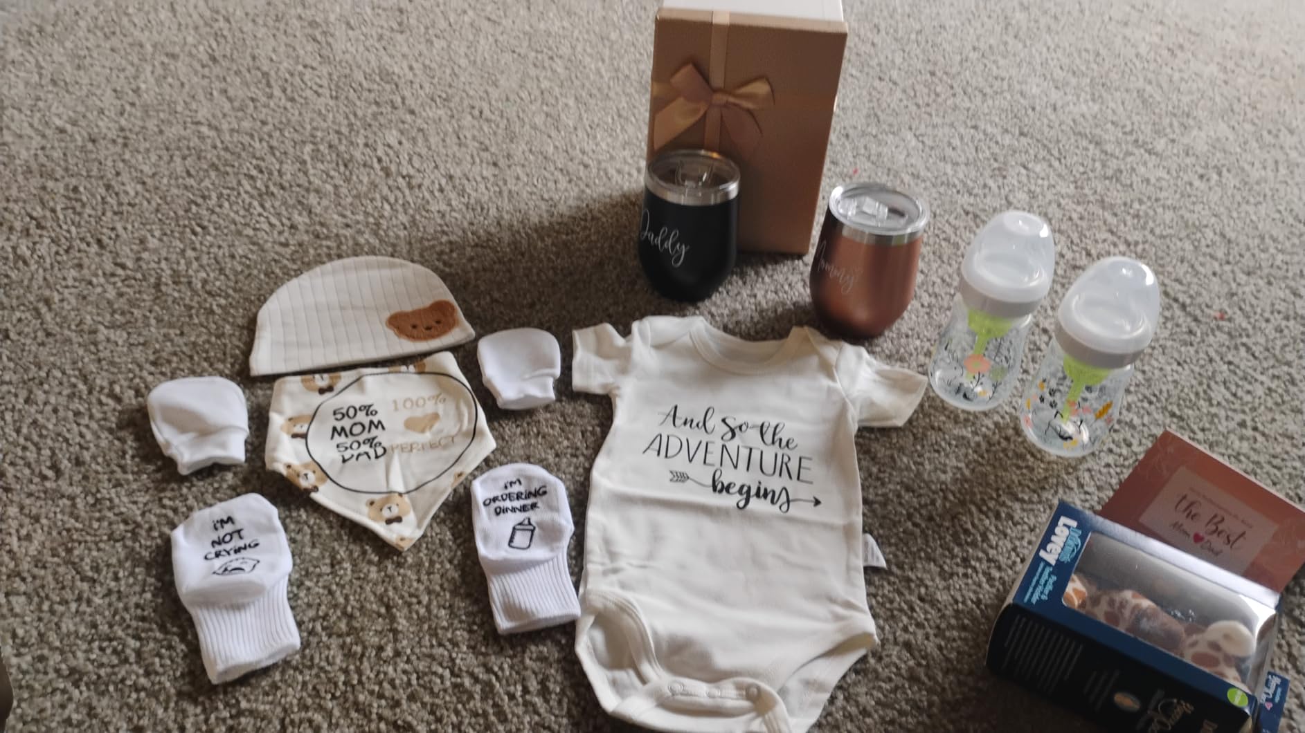 New Mom Gifts for Women, Top Pregnancy Gifts for New Parents Gender Reveal Gifts with Mom and Dad Tumbler Set for First Time Moms, Expecting Parents to Be, Gender Reveal, Baby Shower… customer photo 1