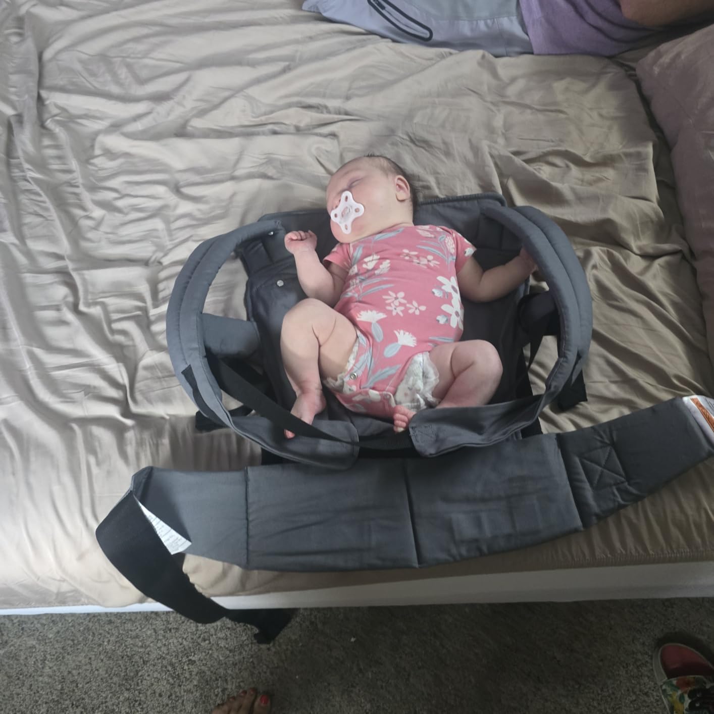 Momcozy PureHug Baby Carrier - Ergonomic, Cozy and Lightweight for 7-45 lbs | Easy to Put On for Baby 3-24M, Hip-Healthy, 3D EVA Lumbar Support, X-Straps for Even Weight Distribution, 100% Cotton, Black customer photo 2