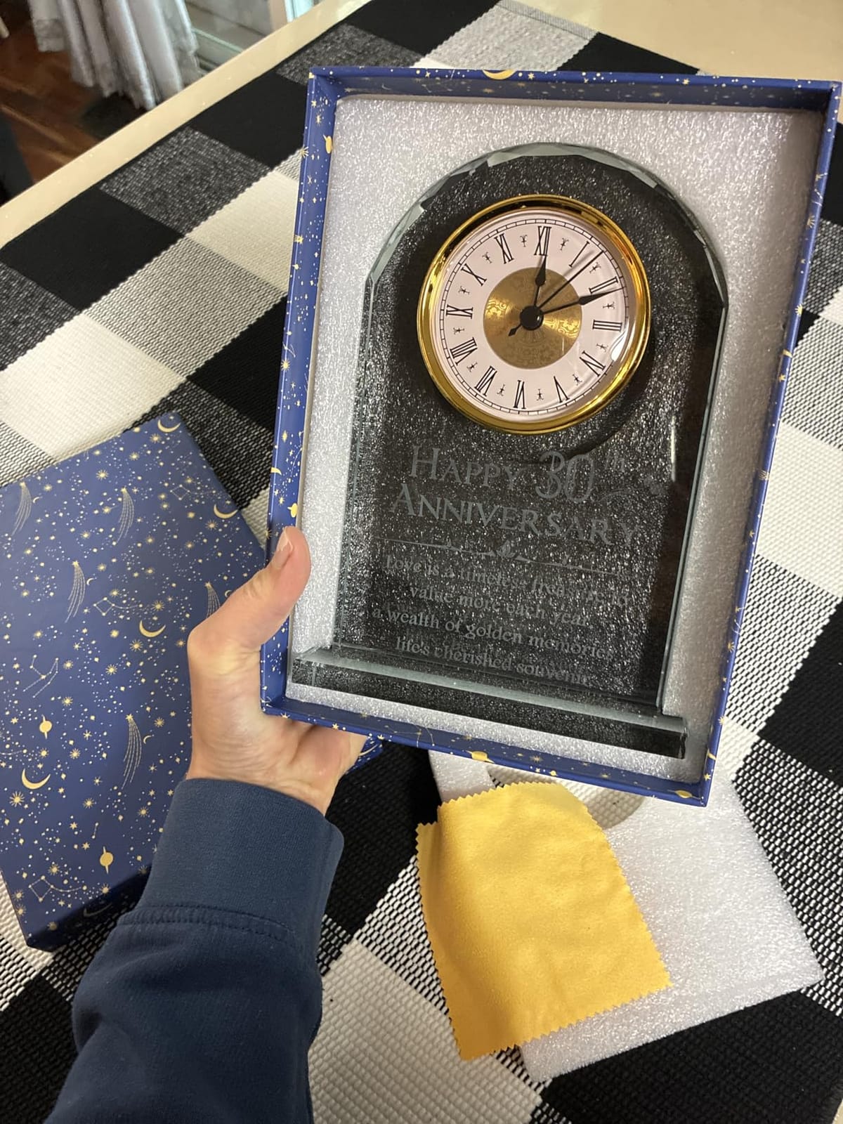 YWHL 25th Wedding Anniversary Clock Gifts for Couple, 25 Year Anniversary Keepsake Gifts for Husband/Wife, Glass Clock Decoration for 25 Years for Marriage (Battery not Included) customer photo 2