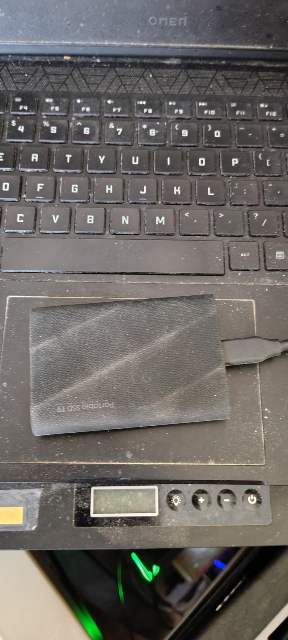 Samsung T9 Portable SSD 1TB, USB 3.2 Gen 2x2 External SSD, Up to 2,000 MB/s customer photo 2