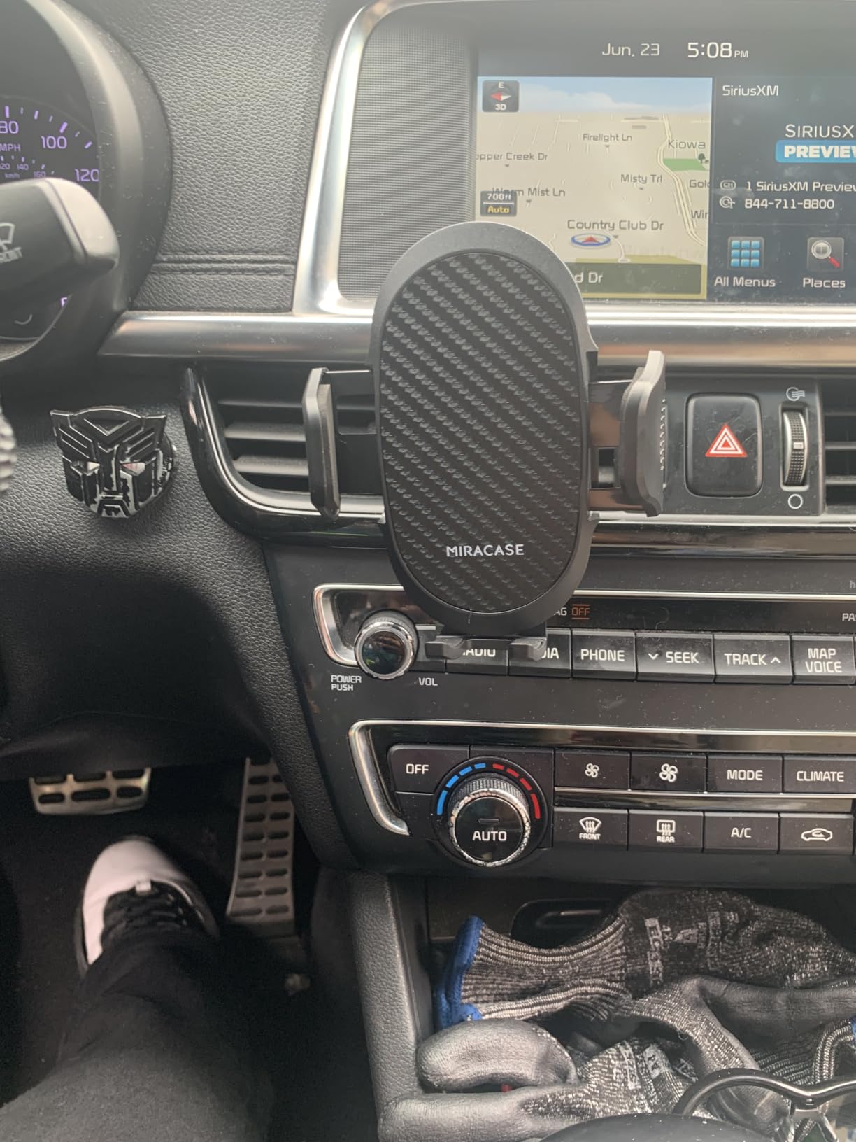 miracase Phone Holders for Your Car with Metal Hook Clip, Air Vent Cell Phone Stand Car Mount, Universal Automobile Cradle Fit for iPhone Android and All Smartphones, Dark Black customer photo 2