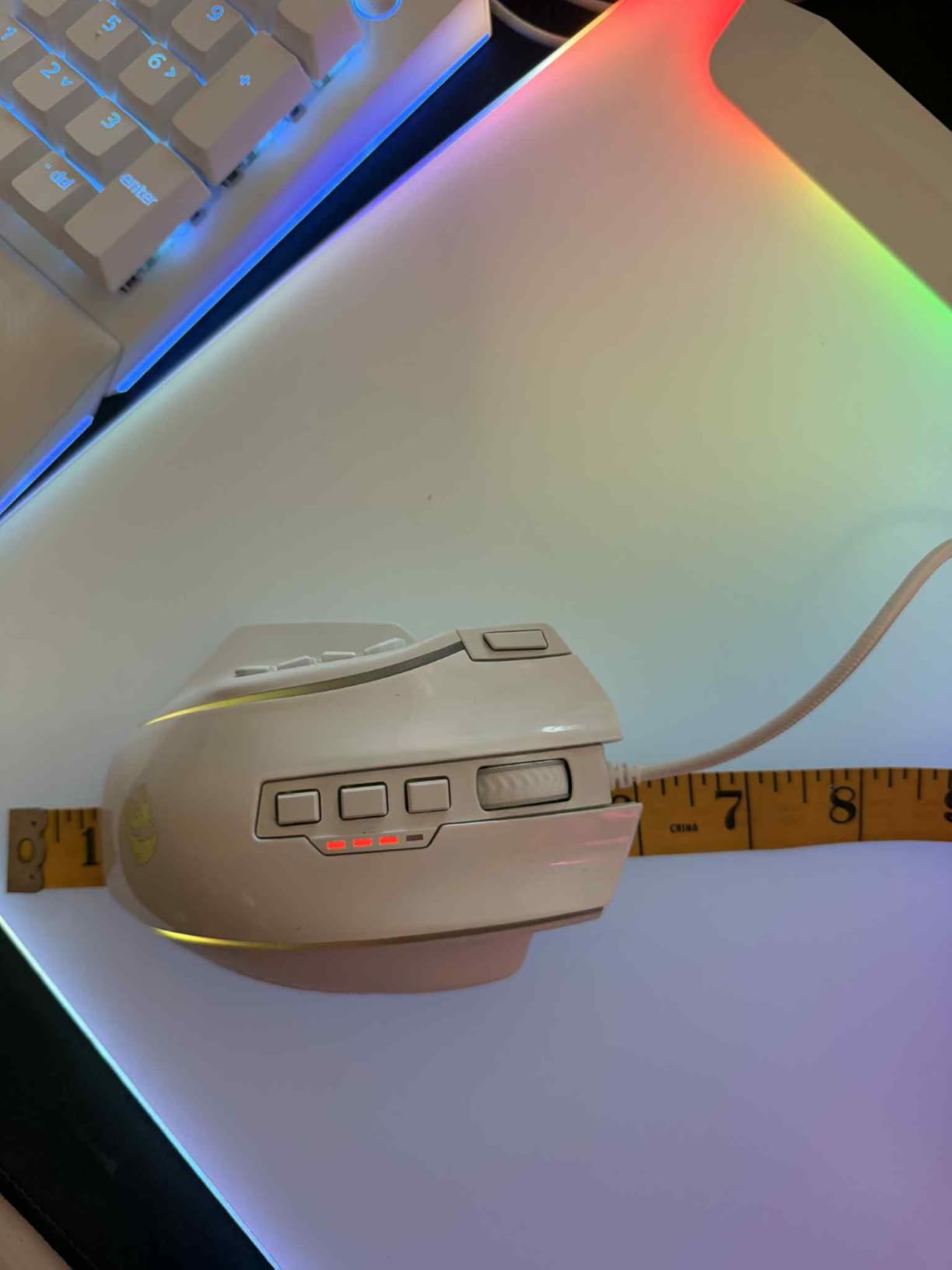 Redragon Wireless Gaming Mouse, MMO Gaming Mouse UP 16,000 DPI, 16 Macro Programmable Buttons, RGB Rechargeable with 12 Side Buttons, 70Hrs for PC Laptop MOBA FPS, M901P-KS customer photo 2