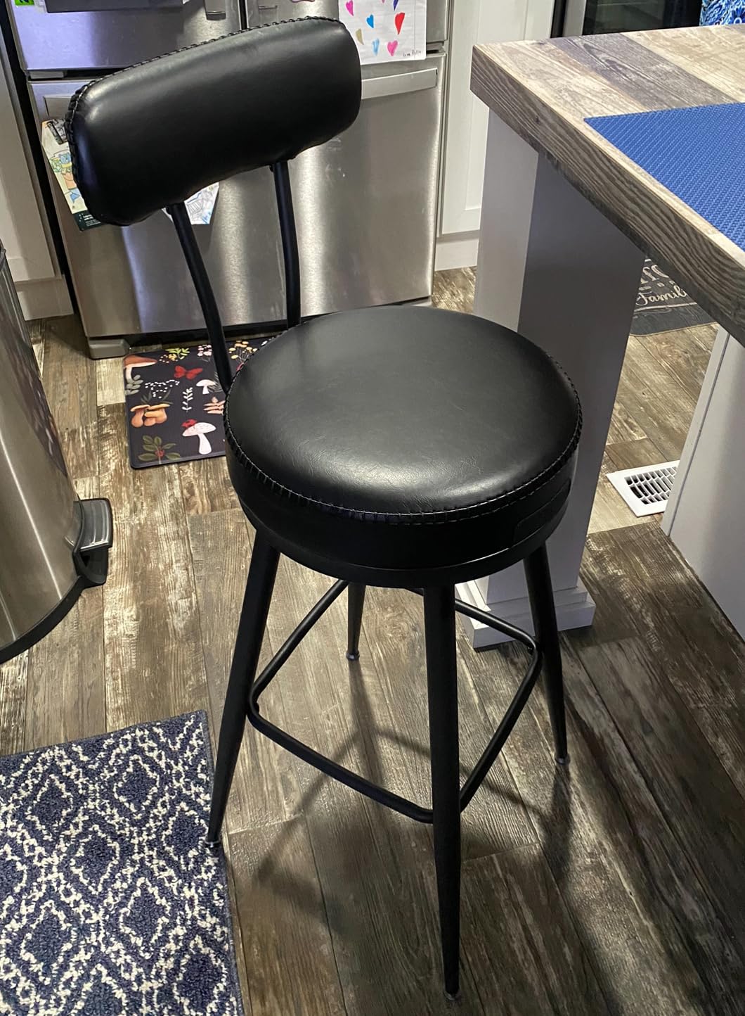 VASAGLE Bar Stools Set of 2, Swivel Bar Height with Back, 30-Inch customer photo 2