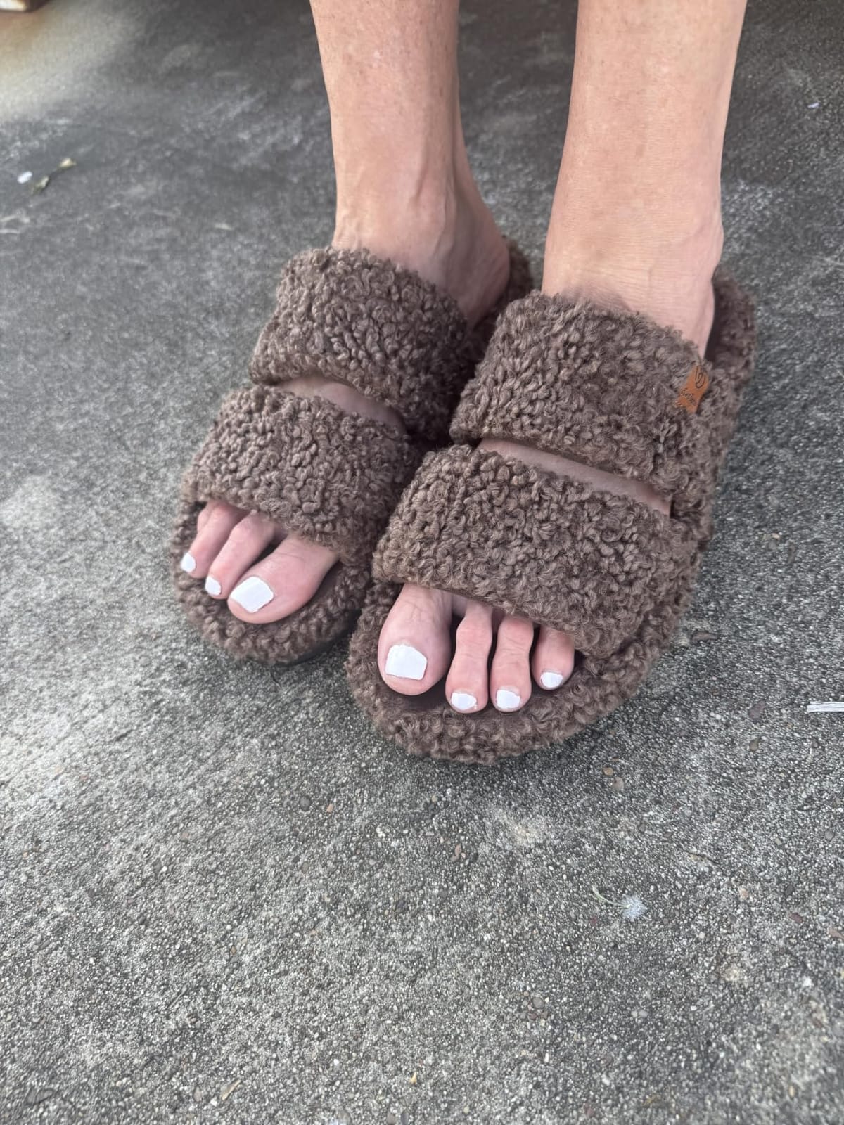 EverFoams Womens Fuzzy Open-toe Slippers Memory Foam Indoor House Shoes customer photo 1