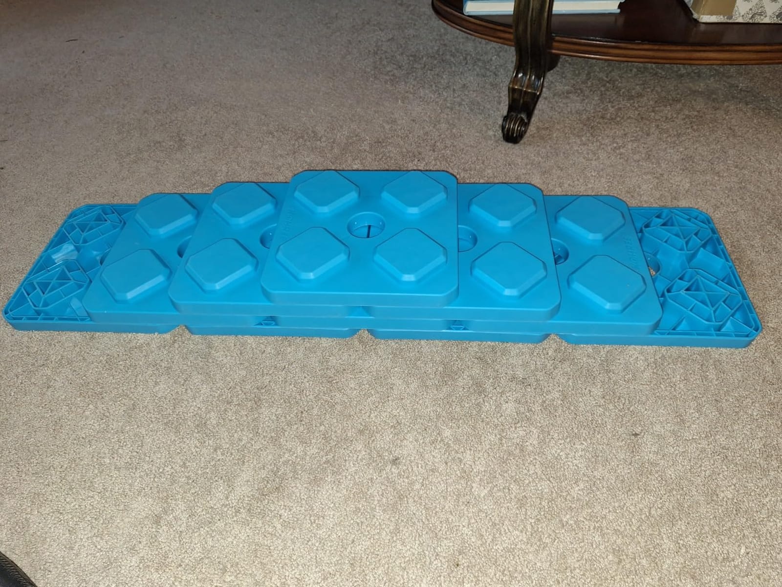 Kohree Heavy Duty RV Leveling Blocks, 12 Pack Camper Leveling Blocks customer photo 1