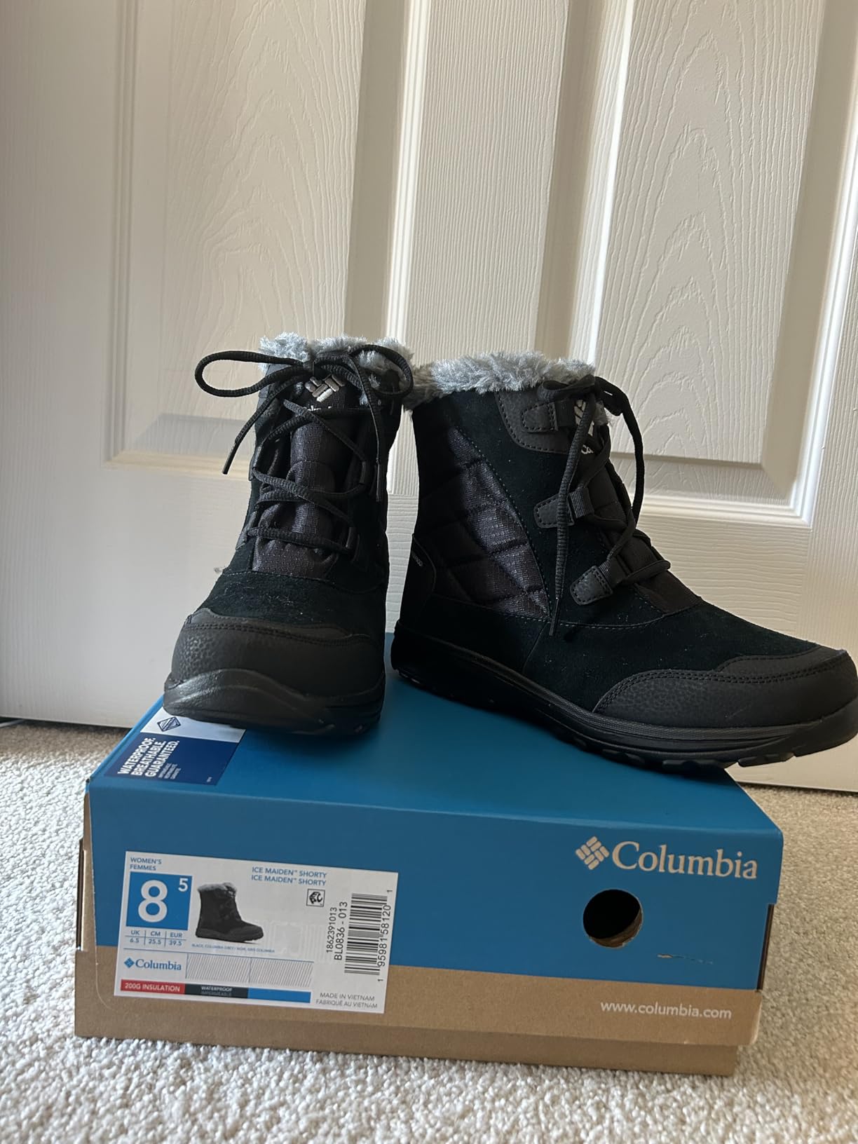 Columbia Women's Ice Maiden Shorty Snow Boots customer photo 2