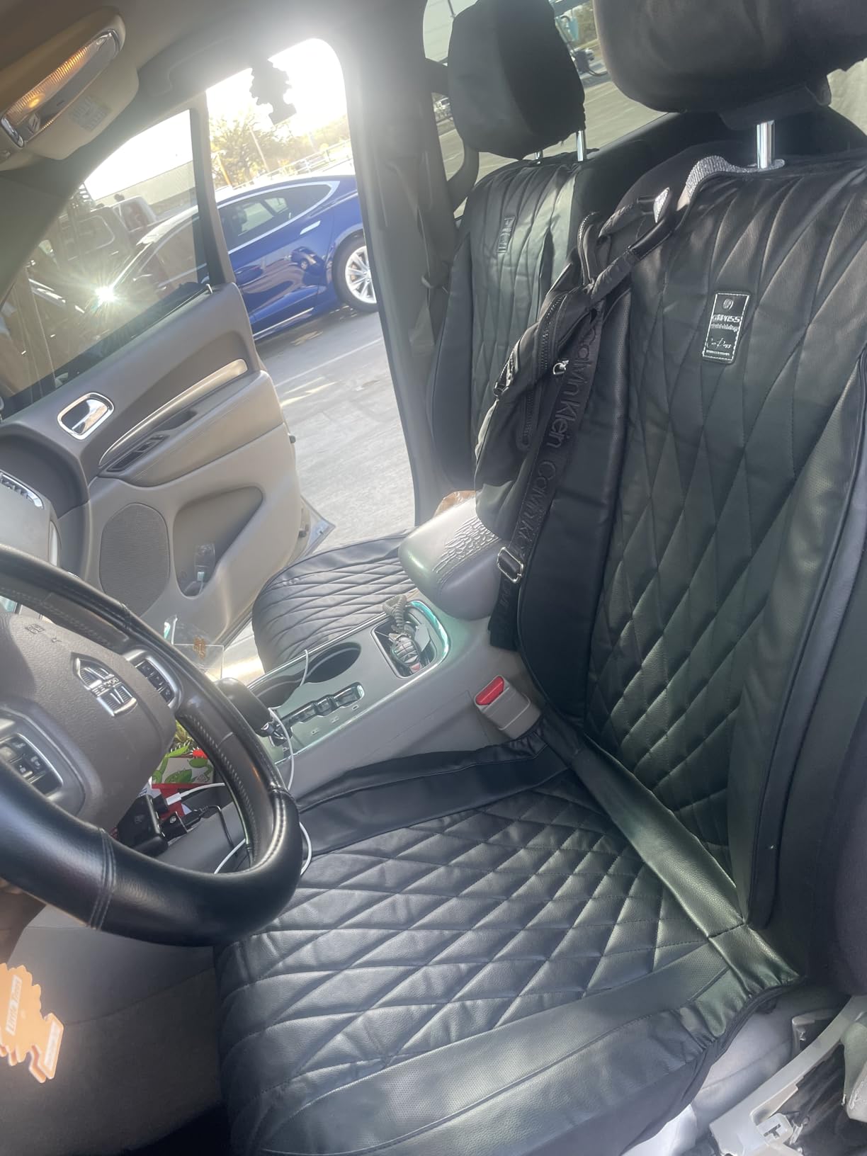 CAR PASS 5 Seats Piping Luxury Faux Leather Seat Covers Full Set, Anti-Slip Waterproof Seat Covers Compatible with Front Armrests, Universal Fit for Suvs,Vans,Trucks,Airbag Compatible, Pure Black customer photo 2