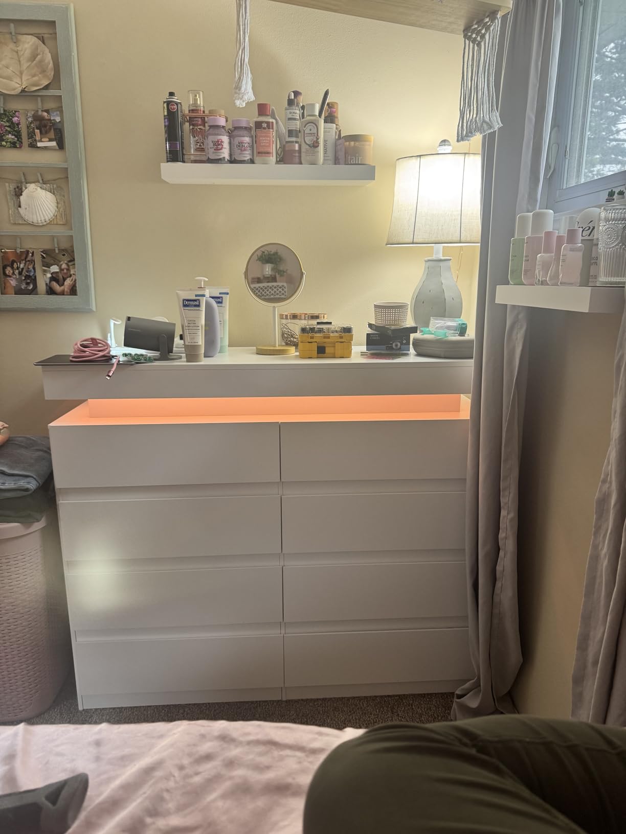 Gyfimoie 6 Drawer Dresser with Power Outlet, Dresser with LED Light customer photo 1