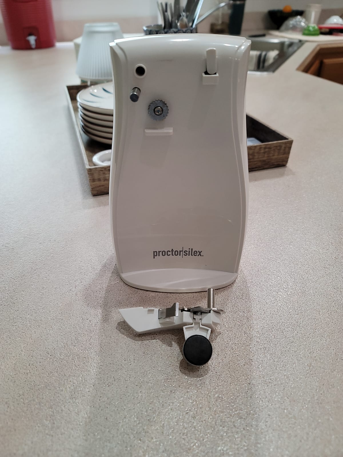 Proctor Silex Power Electric Automatic Can Opener for Kitchen with Knife Sharpener, Twist-off Easy-Clean Lever, Cord Storage, Red (75226) customer photo 2
