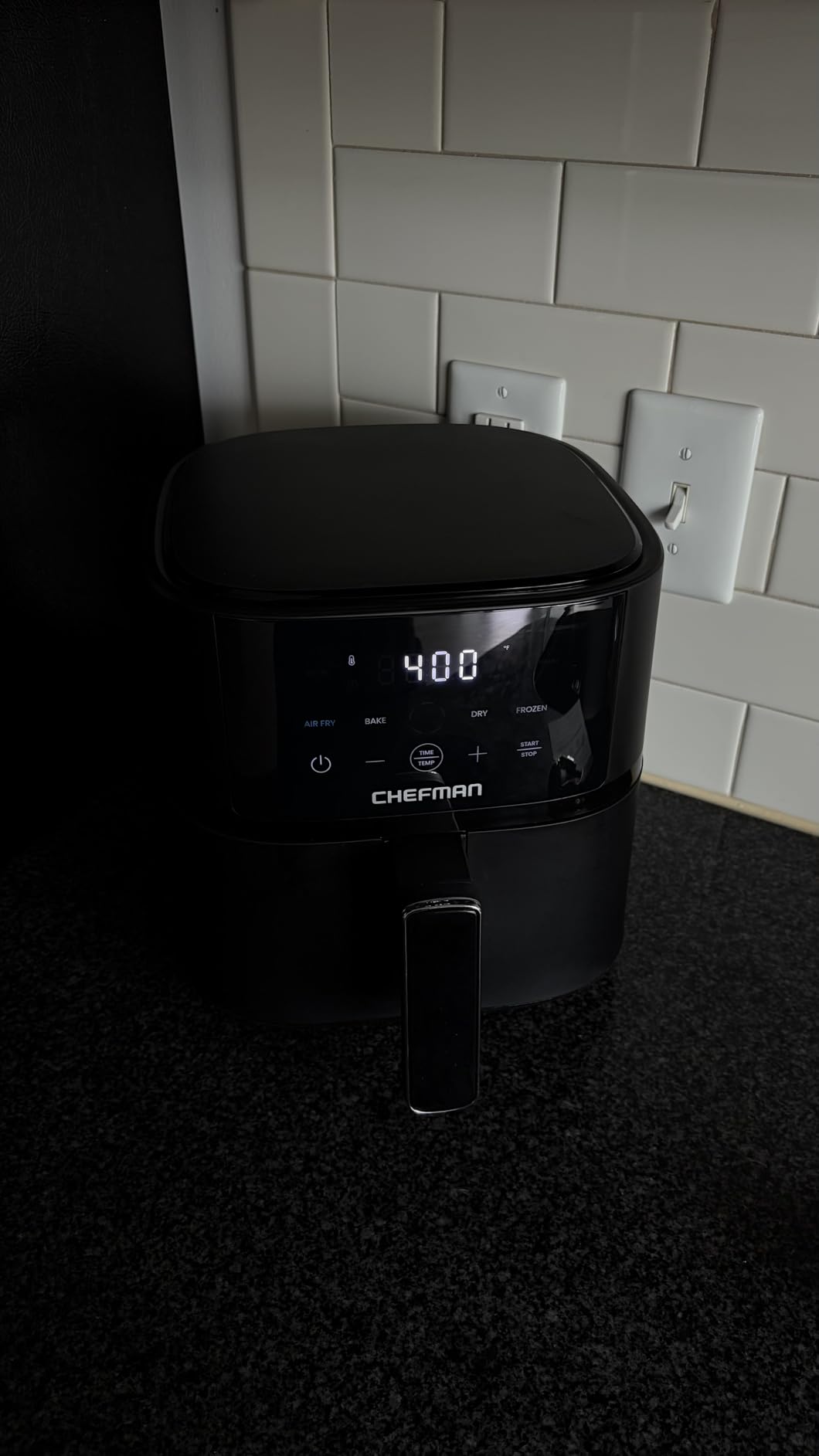 Chefman Air Fryer – 4 QT Compact Airfryer for Quick & Easy Meals in Minutes, Features Hi-Fry Technology for Extra Crisp, Touchscreen Controls with 4 Presets, Nonstick & Dishwasher Safe Basket - Black customer photo 2