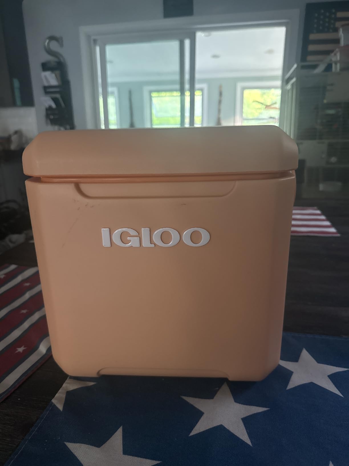 Igloo Tag Along Too Coolers | Insulated Hard Shell Picnic Style Cooler | Rolling Ice Chest customer photo 2