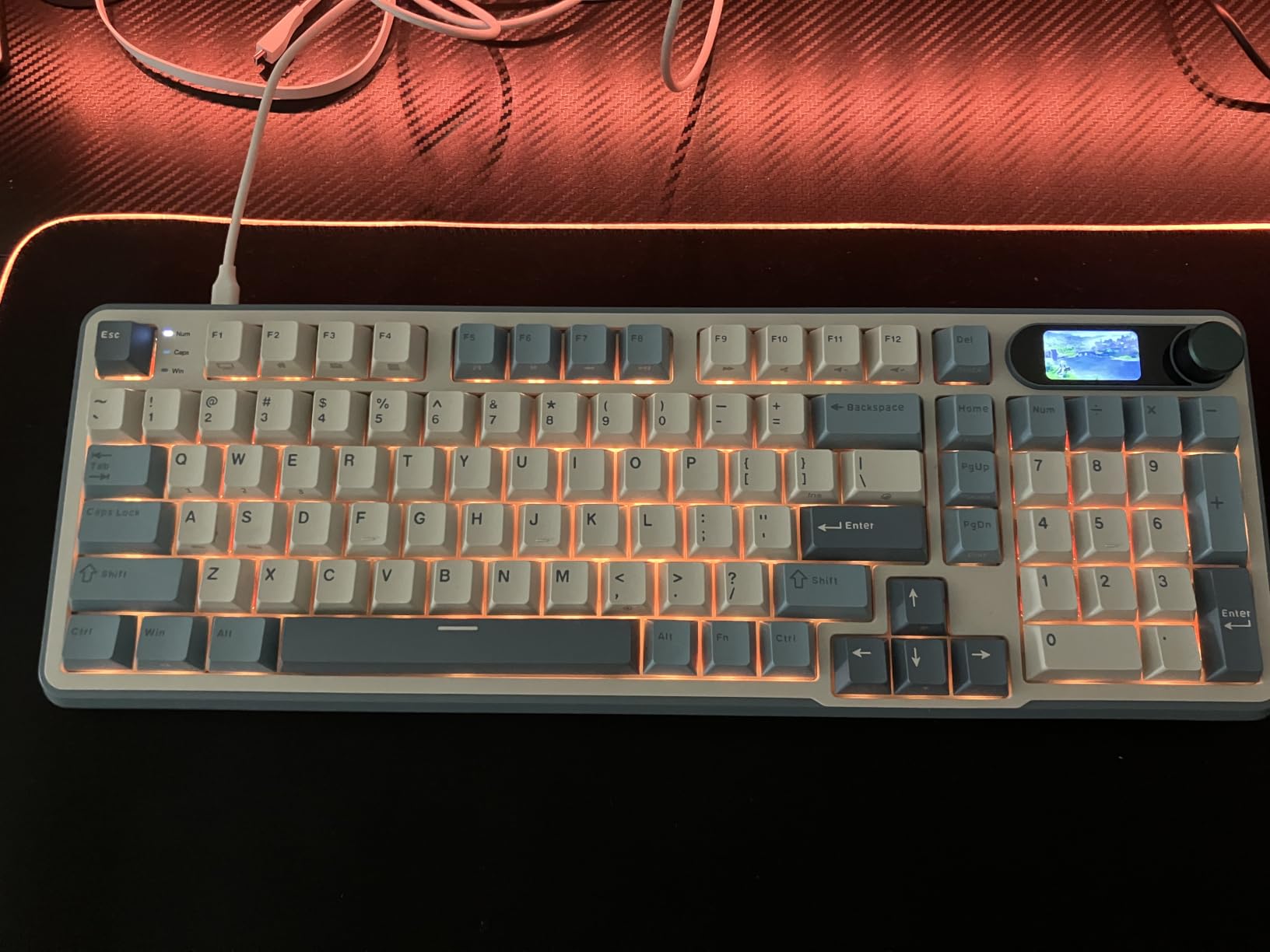 RK ROYAL KLUDGE S98 Wireless Mechanical Keyboard w/Smart Display & Knob customer photo 2