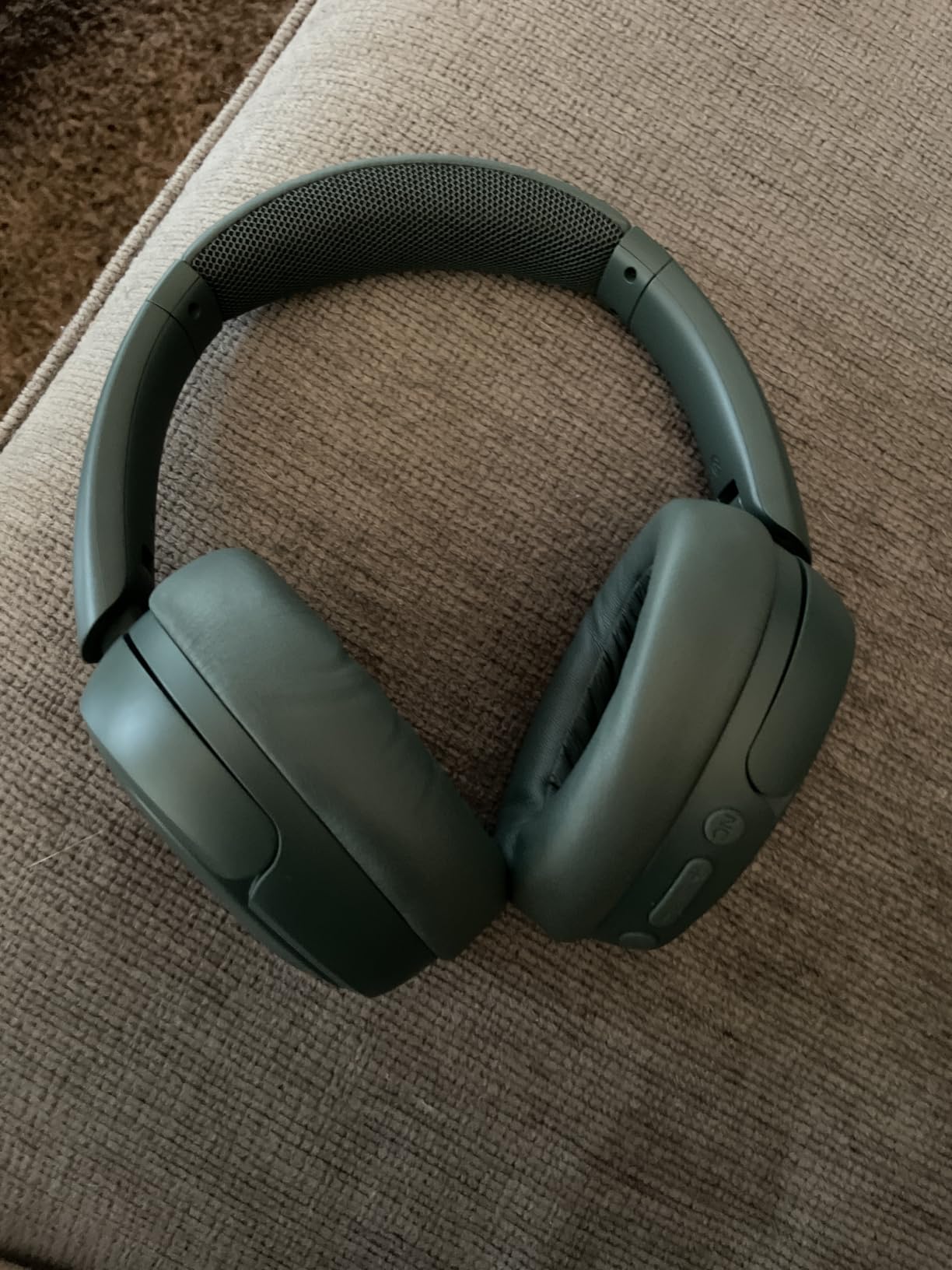 JLab JBuds Lux ANC, Over Ear Headphones, Active Noise Cancelling, Bluetooth, Graphite customer photo 2