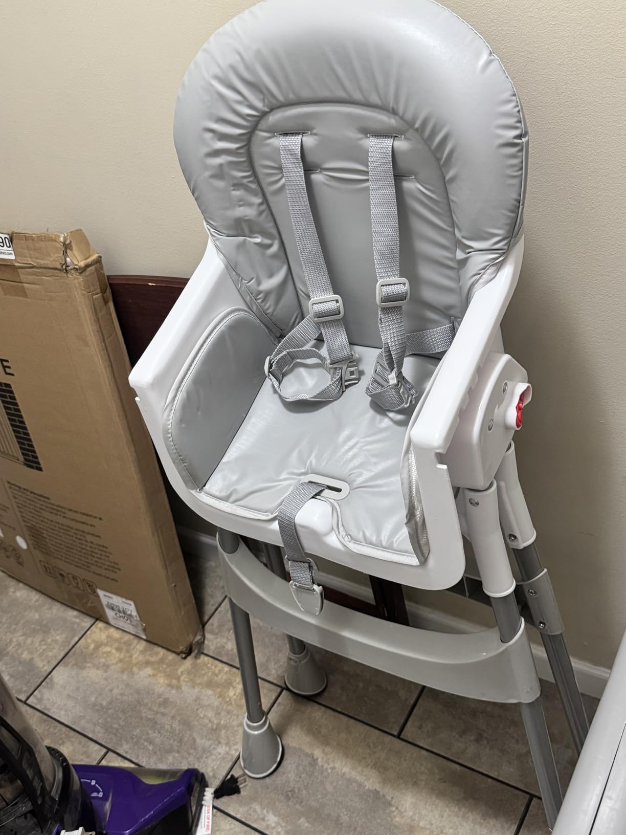 Dream On Me TableTalk 2-in-1 Convertible High Chair, 5-Point Harness, Black customer photo 2