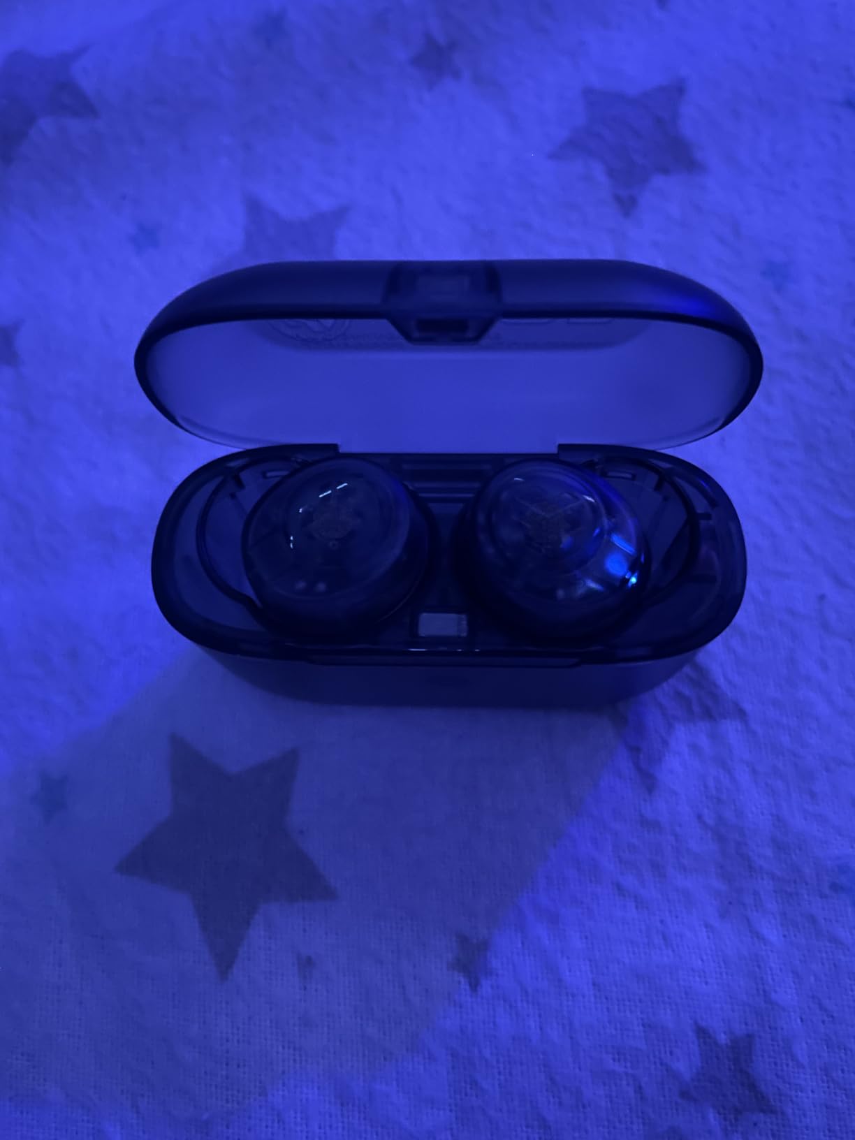 JLab Go Air Pop+ True Wireless Earbuds, in Ear Headphones, Bluetooth Earphones, 35H Playtime Ear Buds, Bluetooth Earbuds with Microphone, USB-C Charging Case, Dual Connect, EQ3 Sound, Black customer photo 1