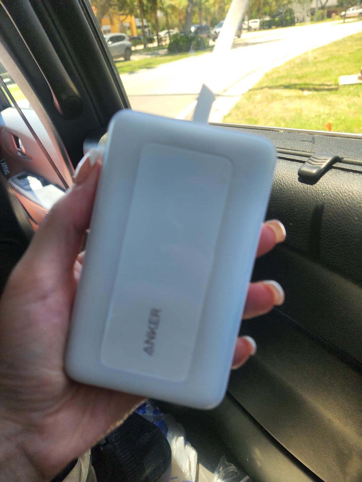 Anker Zolo Power Bank,20,000mAh 30W Portable Charger with Built-in USB-C customer photo 1