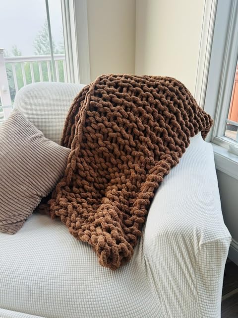 Bigacogo Chunky Knit Throw Blanket for Couch, 80x90 inches, Beige customer photo 2