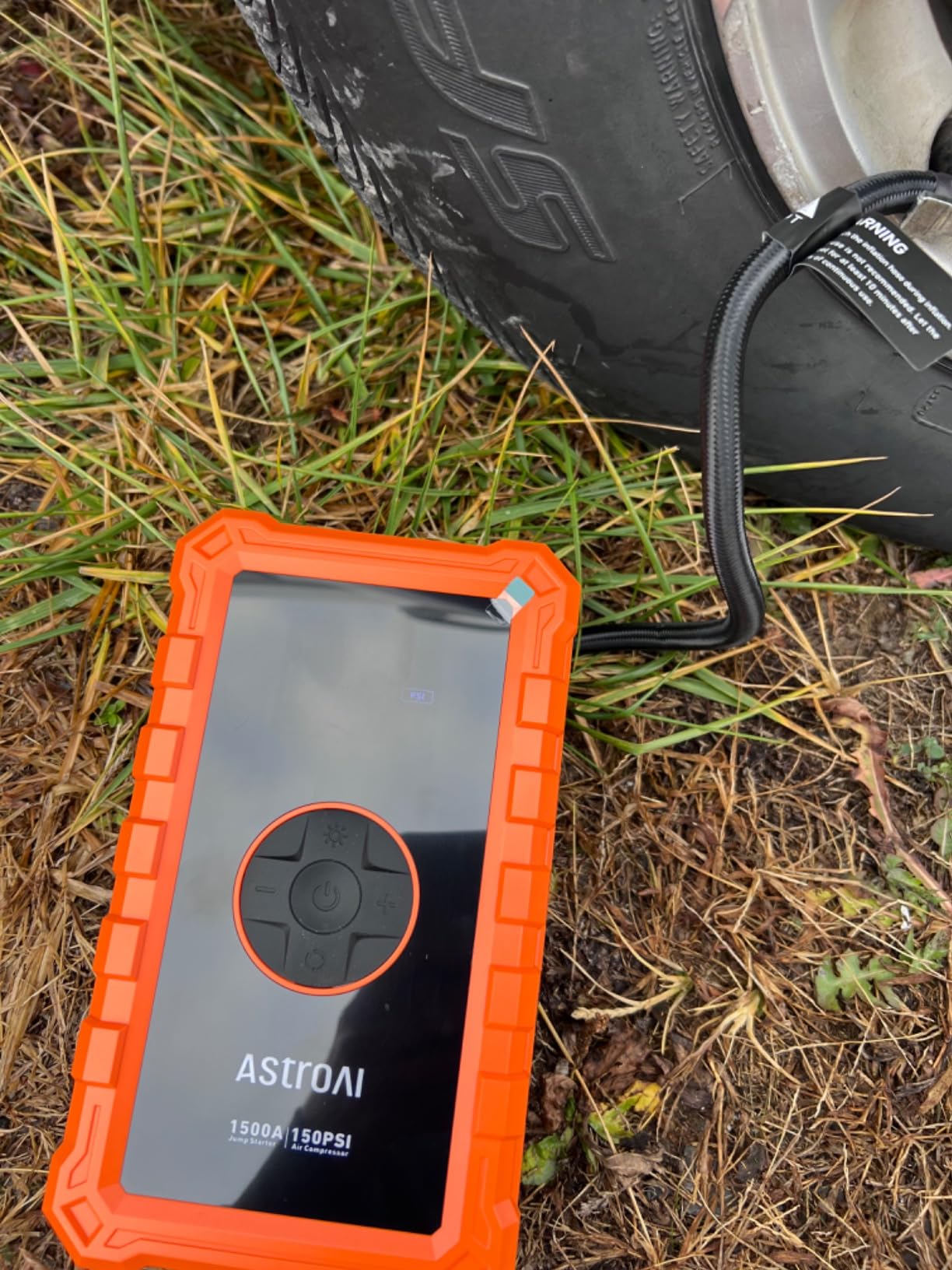 AstroAI S8 Air 3000A Jump Starter with Air Compressor, 12V Jump Box customer photo 1
