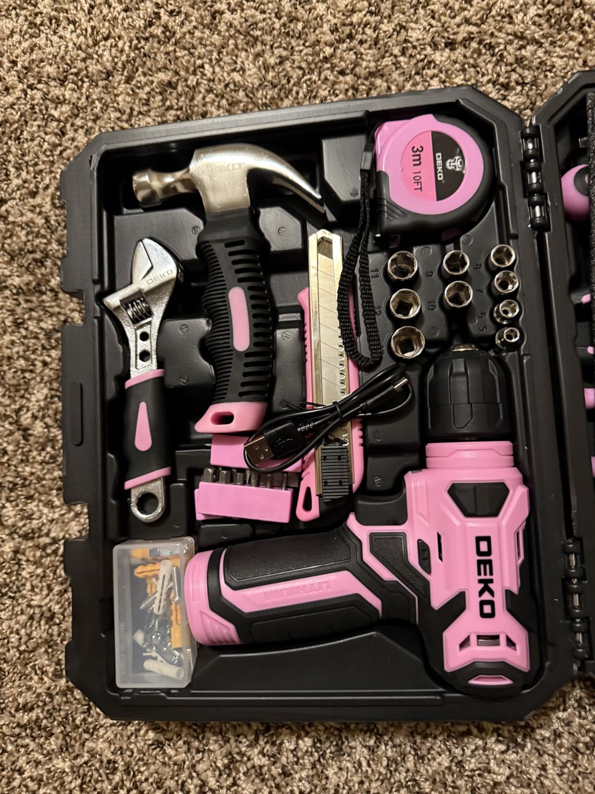DEKOPRO Tool Set:Tool Kit with 8V Cordless Drill,Tool Box with Drill,Hand Drill Set for Men & Women,Home Tool Kits for House Repair,Handyman,DIY 126 Piece customer photo 2