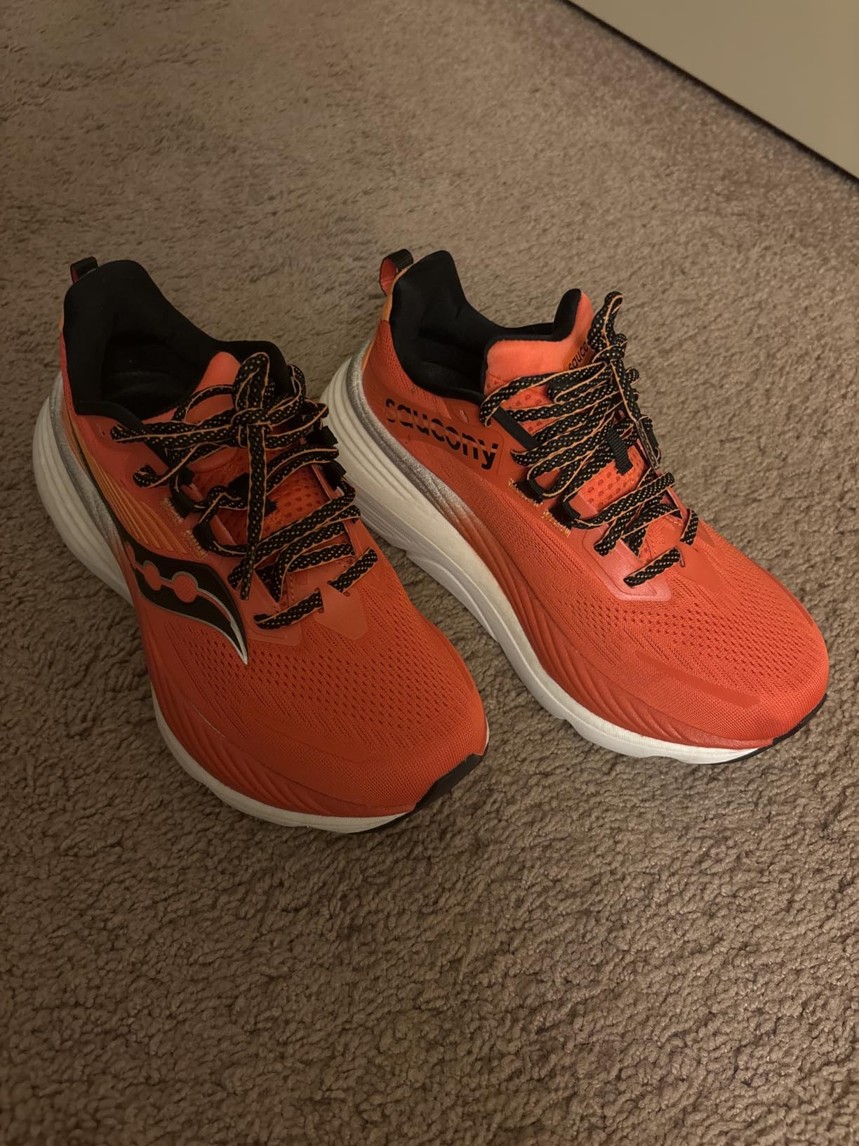 Saucony Men's Hurricane 24 Sneaker | Road Running Shoes customer photo 1