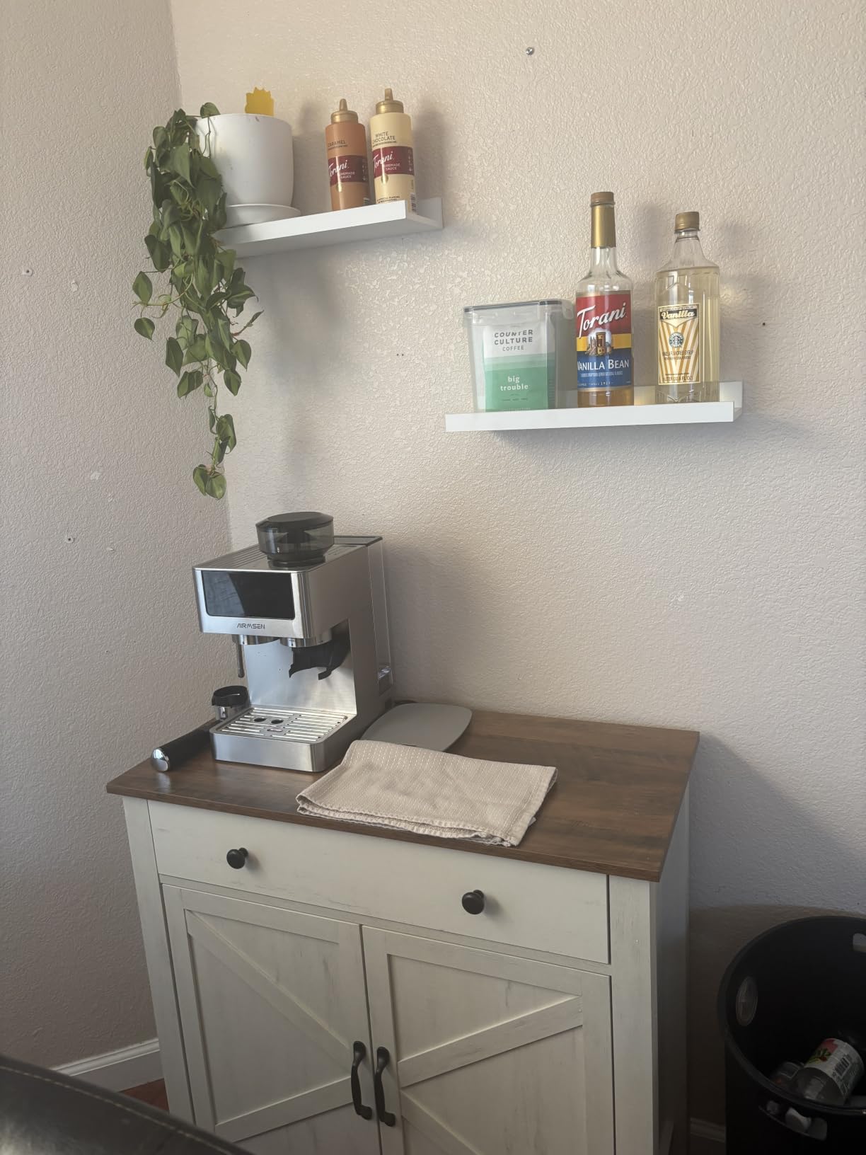 VASAGLE Buffet Cabinet, Coffee Bar, Adjustable Shelf customer photo 1