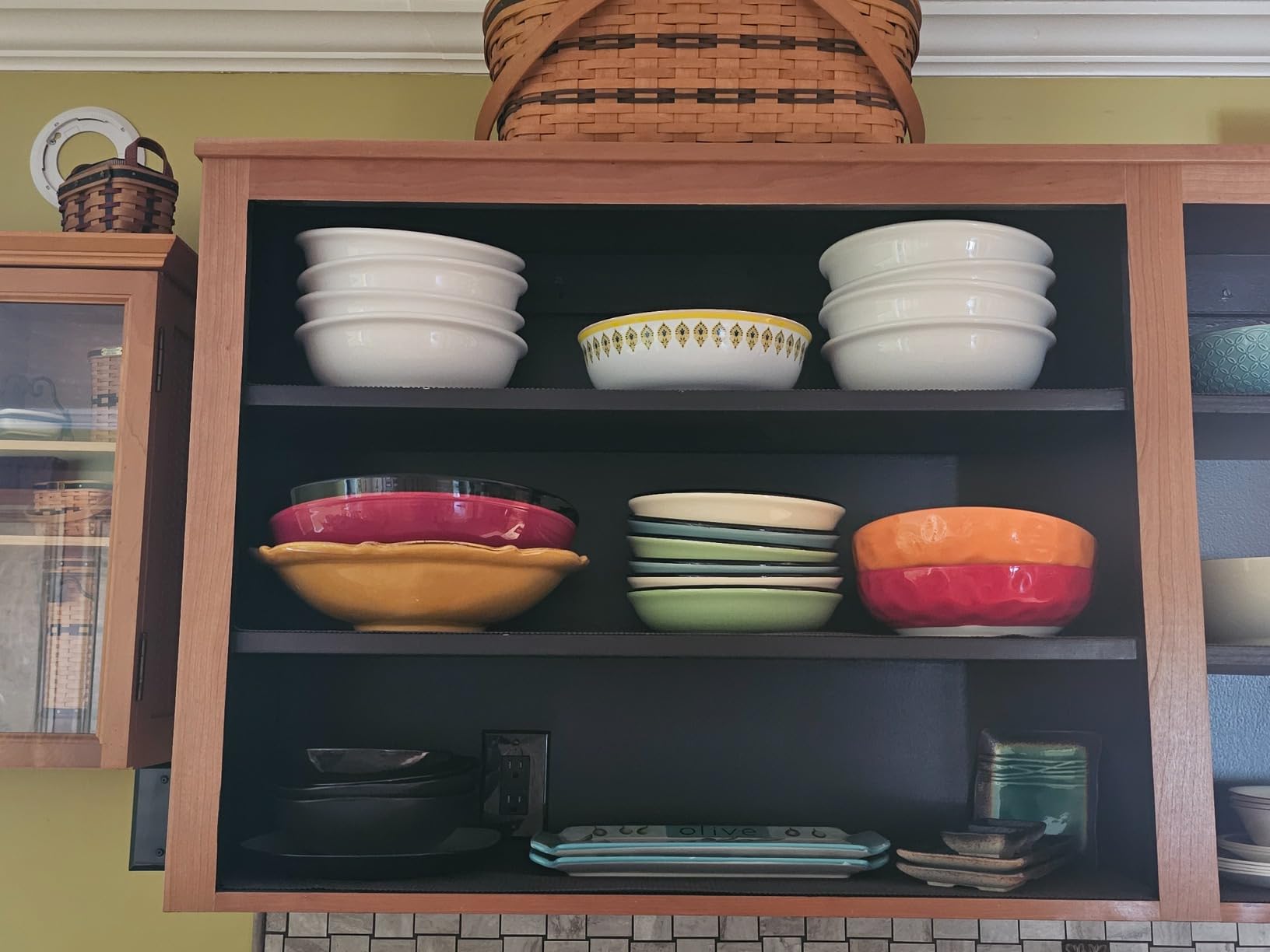 vancasso Large Serving Bowls, 78 Oz Extra Large Salad Bowls Set of 2, Bohemian Decorative Bowls for Salad, Fruit, Pasta and Dinner, Serving Dishes Set for Party, Dishwasher & Microwave Safe-02, Red customer photo 2