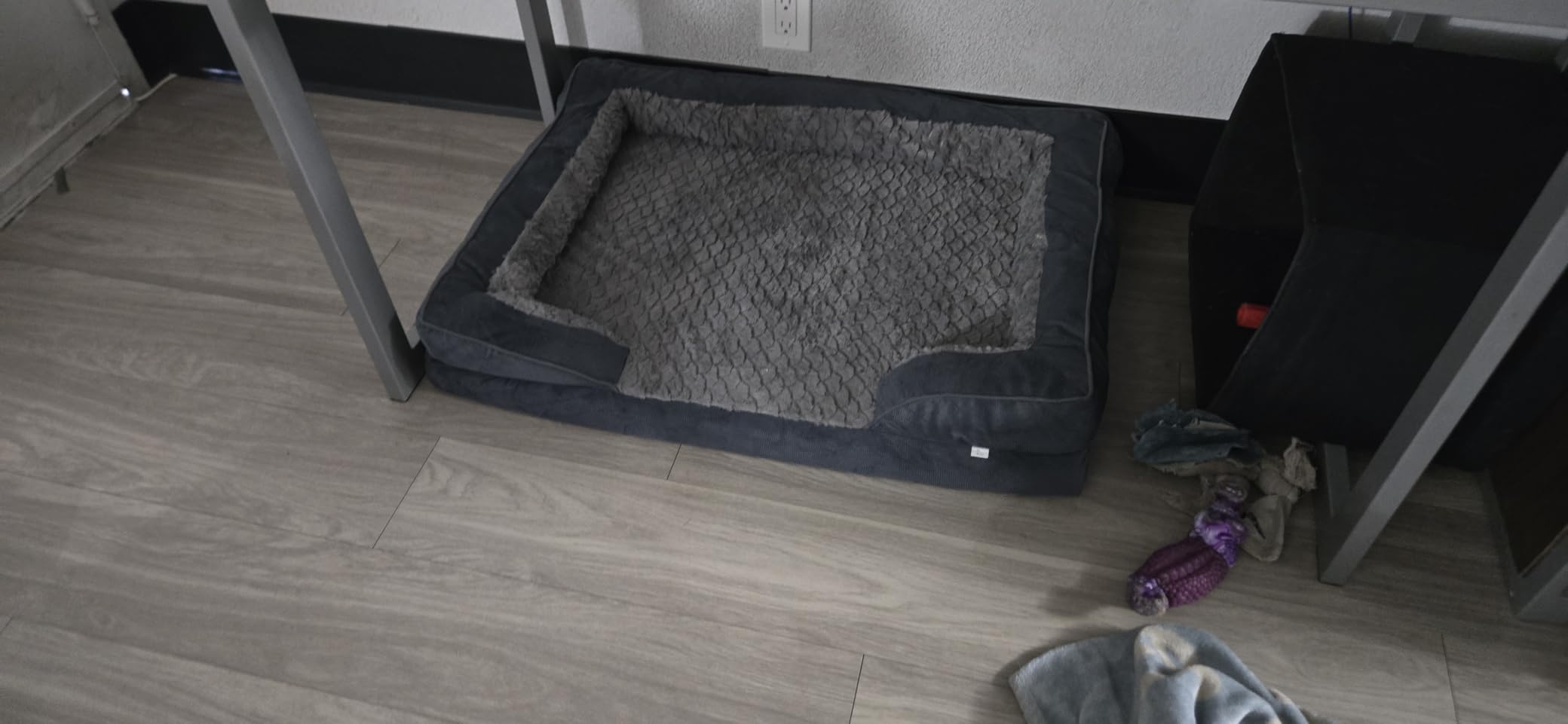 INVENHO Orthopedic Dog Beds Large Sized, XL Washable Dog Sofa with Egg-Crate Foam, Waterproof Lining and Non-Skid Bottom customer photo 1