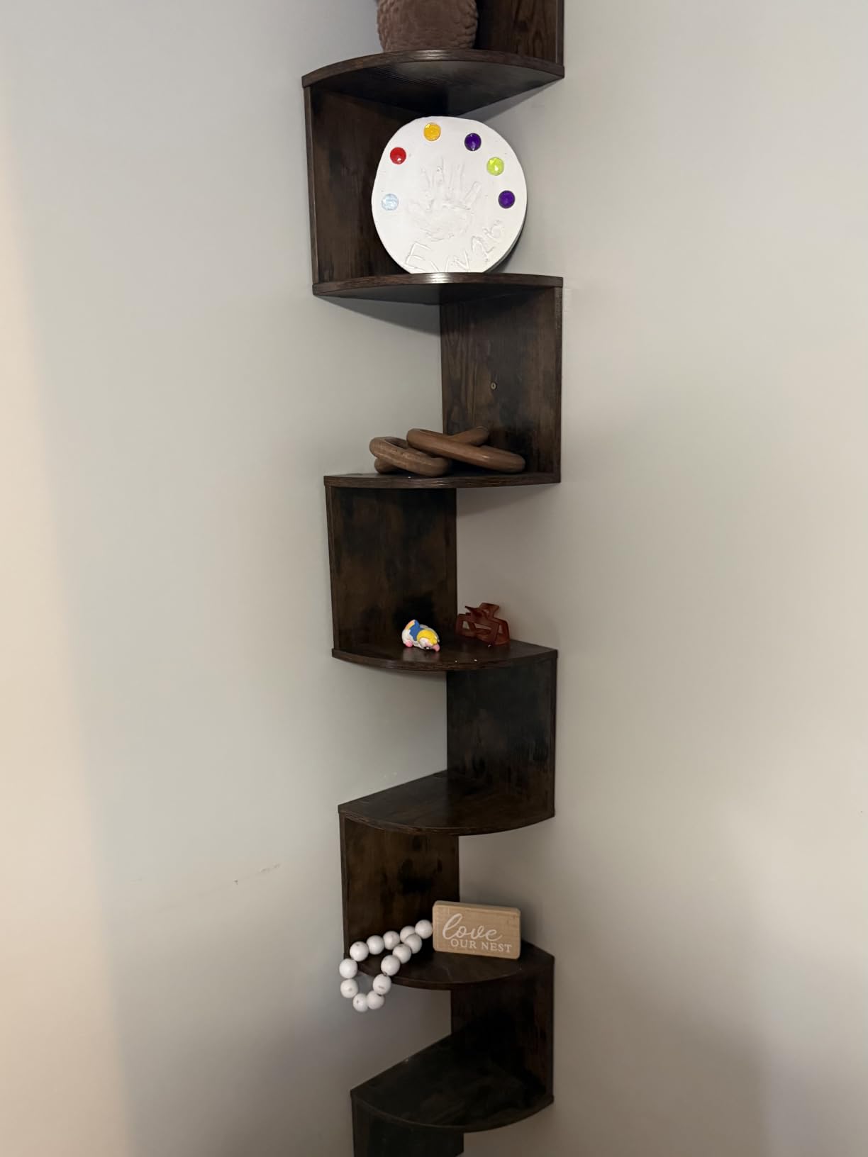 HOOBRO Corner Shelf Wall-Mounted, Set of 2 Floating Corner Shelves for Wall, 4-Tier Corner Bookshelves Floating Shelf for Wall Corner Shelves for Living Room Bedroom Bathroom Home Office Rustic Brown customer photo 1