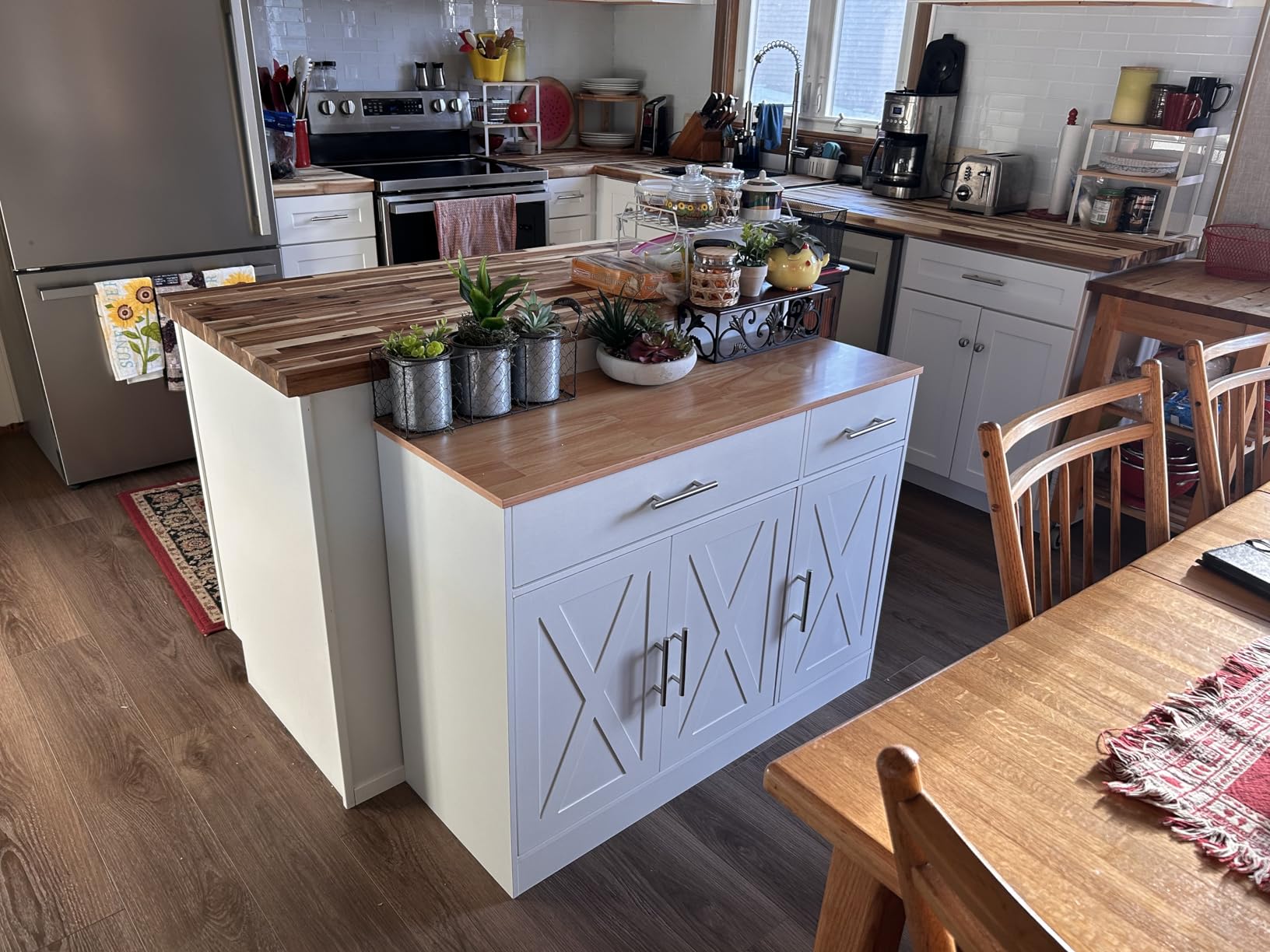 Shintenchi Modern Farmhouse Sideboard Buffet Cabinet with Storage with 3 Doors,42