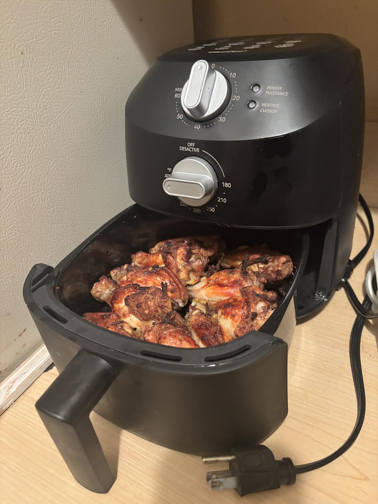 COMFEE' Compact 2.1-Quart Mini Air Fryer for Small Kitchens, Black customer photo 1