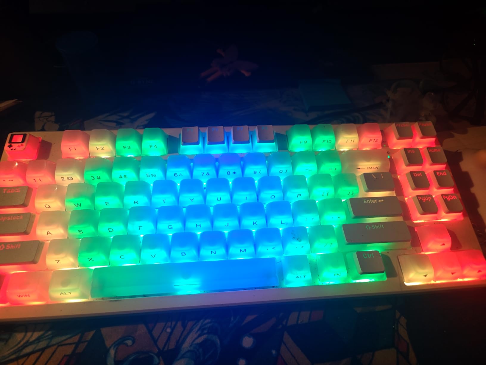 Kisnt KN85 Wireless Mechanical Keyboard, 75% Layout, Bluetooth/2.4GHz/USB-C, Custom RGB Backlit, Hot-Swappable Linear Switch, Creamy Sound for Gaming/Typing (Retro Beige) customer photo 2