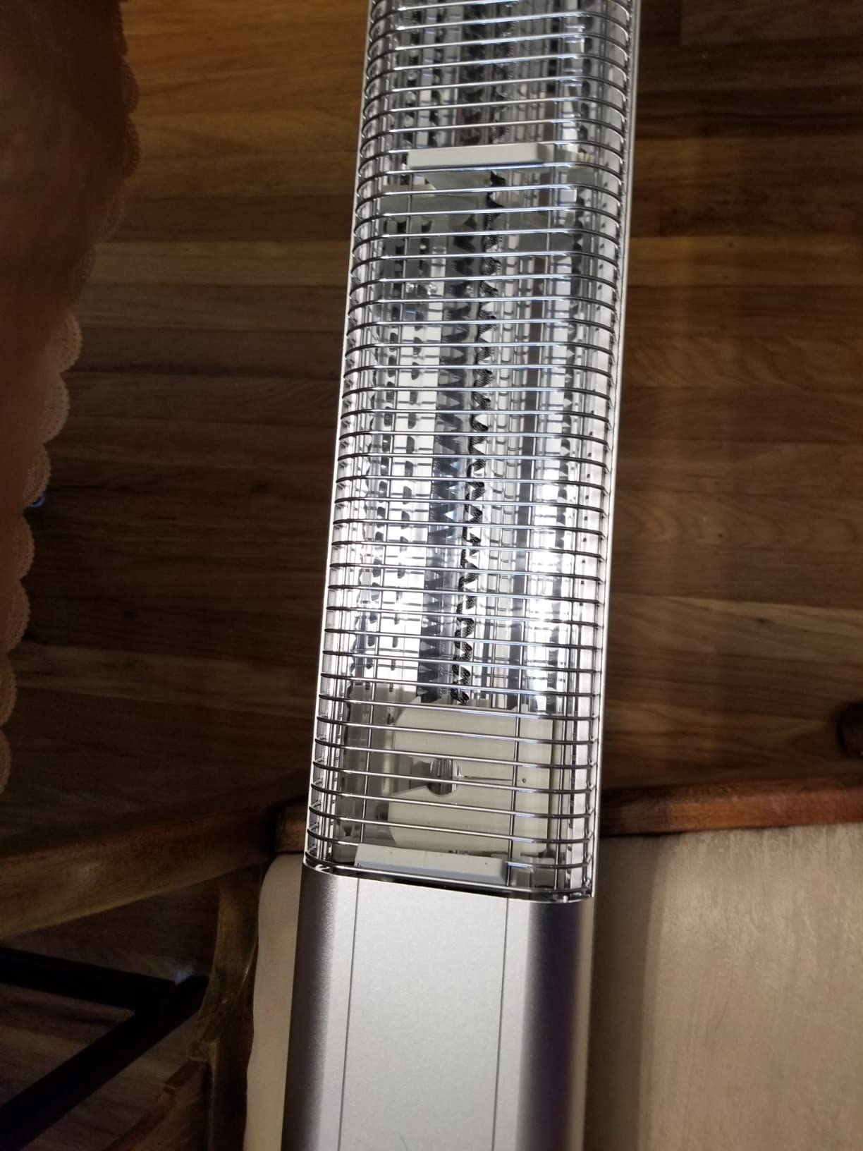 SereneLife Outdoor Electric Patio Heater - 1500W High-Efficiency Infrared Heating, Remote Control Standing Heater with Aluminum Reflector, Waterproof Design, IP65 Approved, Quiet Operation customer photo 1