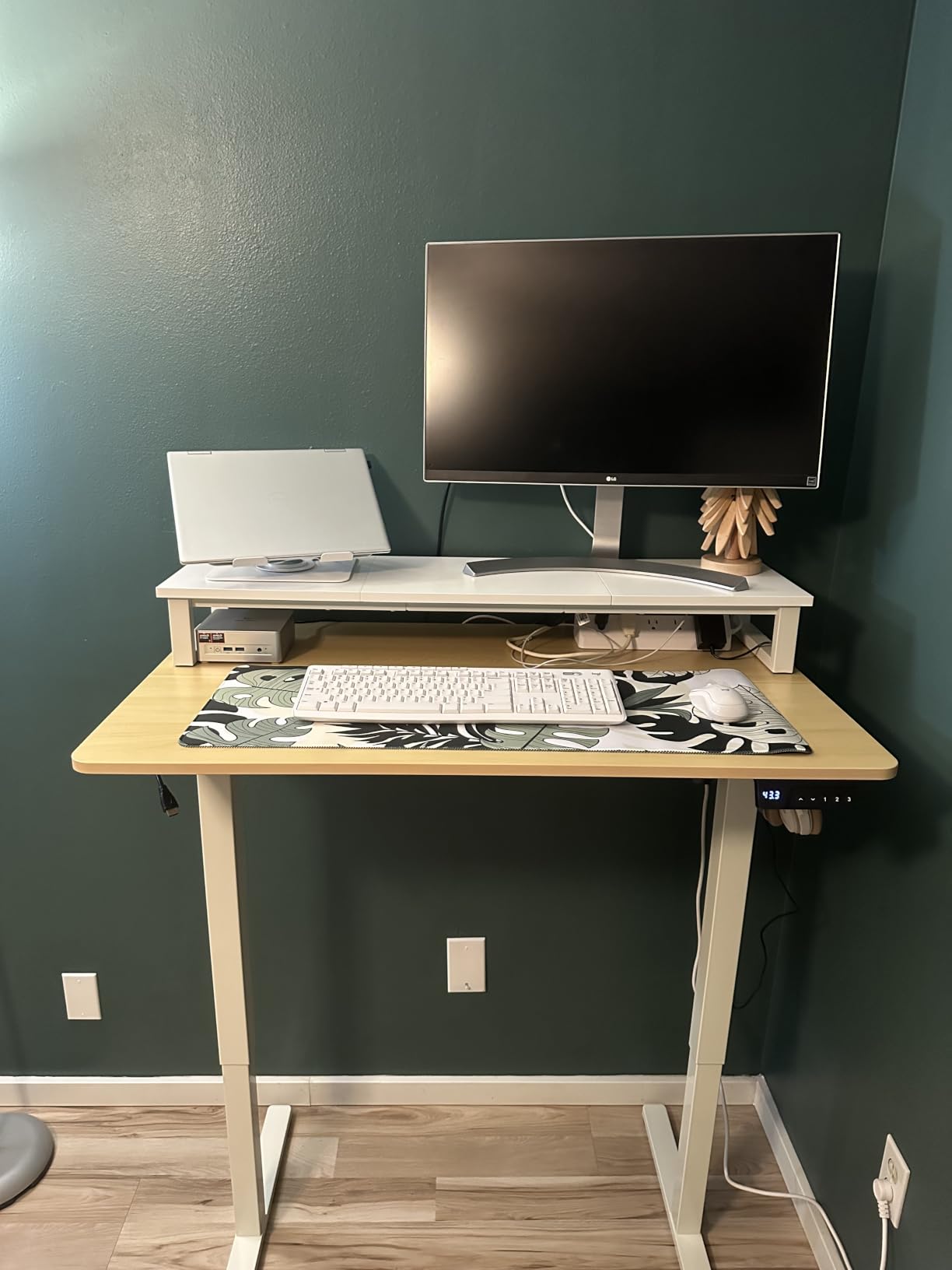 Kingant Standing Desk, 35x20 Inch Electric Height Adjustable Computer Desk customer photo 1