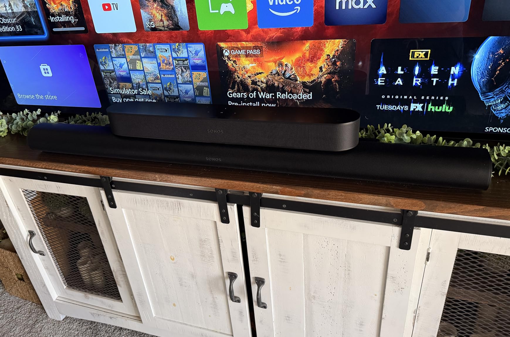 Sonos Arc Ultra Soundbar with Dolby Atmos - Black customer photo 1