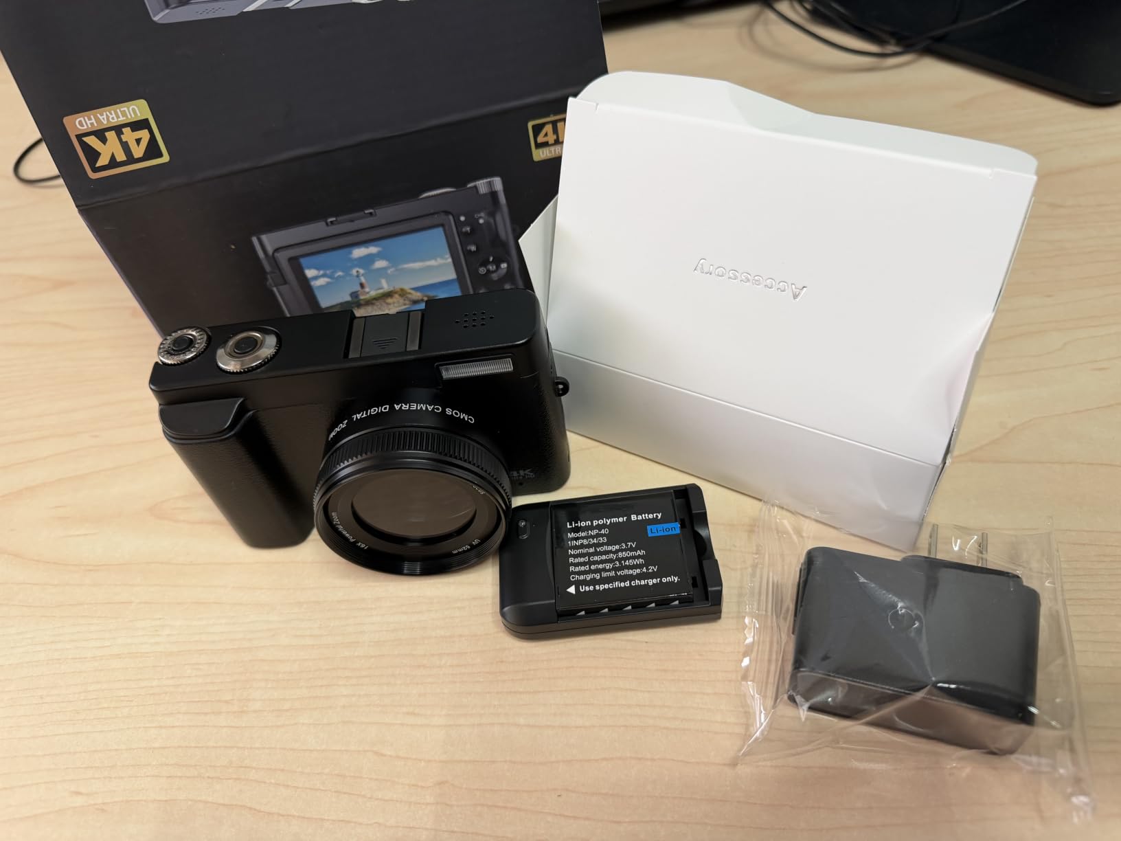4K Digital Camera for Beginners & Teens, with Flip Screen, 32G Card(Black) customer photo 1