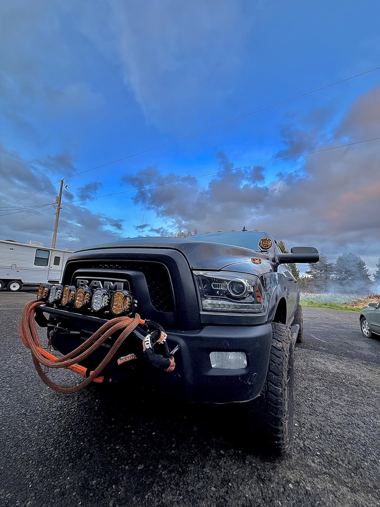 ALL-TOP Kinetic Recovery Rope Kit w/ 2 Soft Shackles, 83000Lbs, 1.5in x 30ft, Heavy Duty 30+% Elasticity, 27600Lbs Work Load Limit for 4x4 Offroad Vehicle customer photo 1