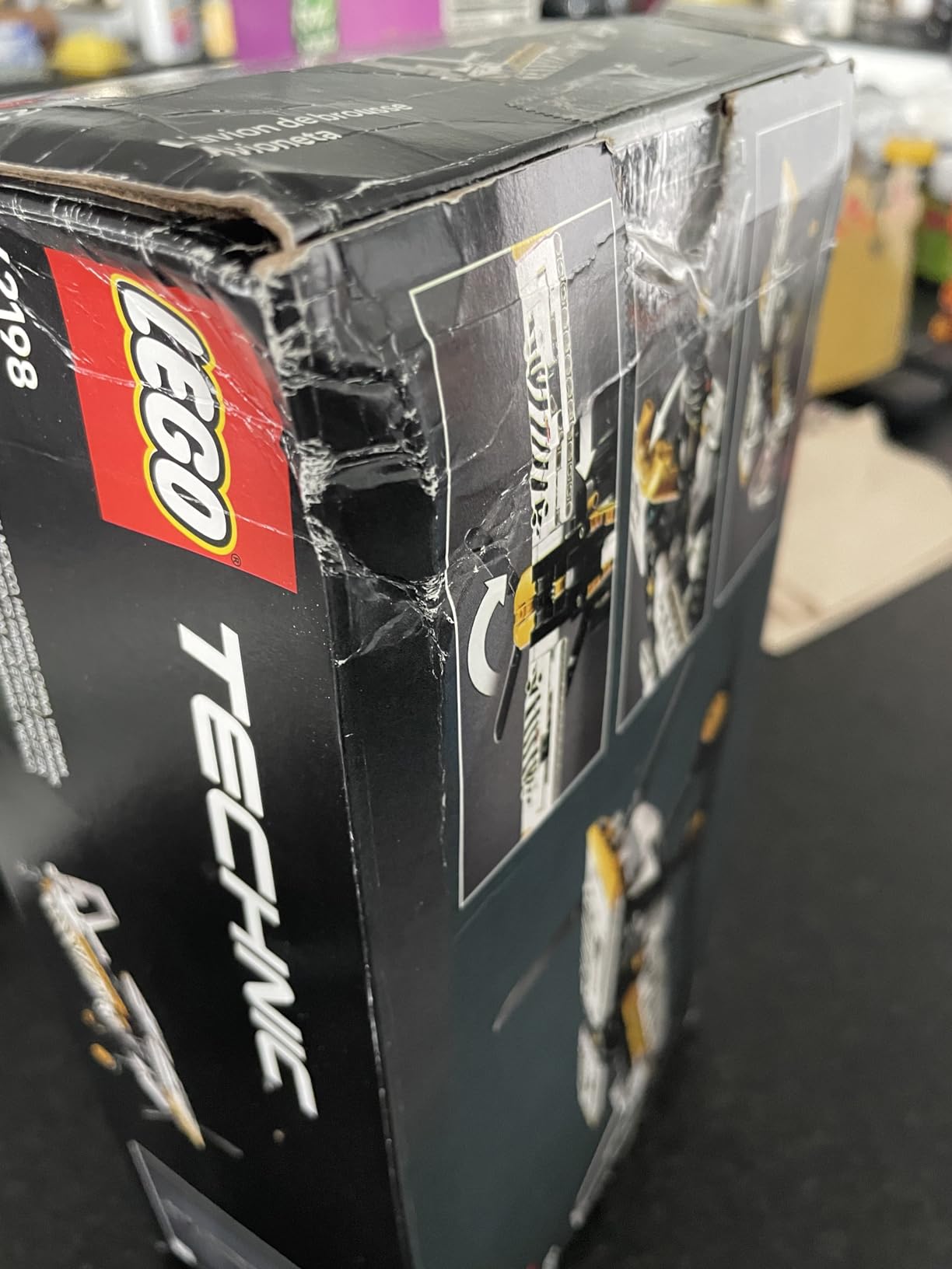 LEGO Technic Bush Plane Toy - Buildable Airplane Toy for Kids, Boys and Girls, Ages 8+ - Model Airplane Gift with Spinning Propeller, 4-Cylinder Piston Engine, and More - 42198 customer photo 2
