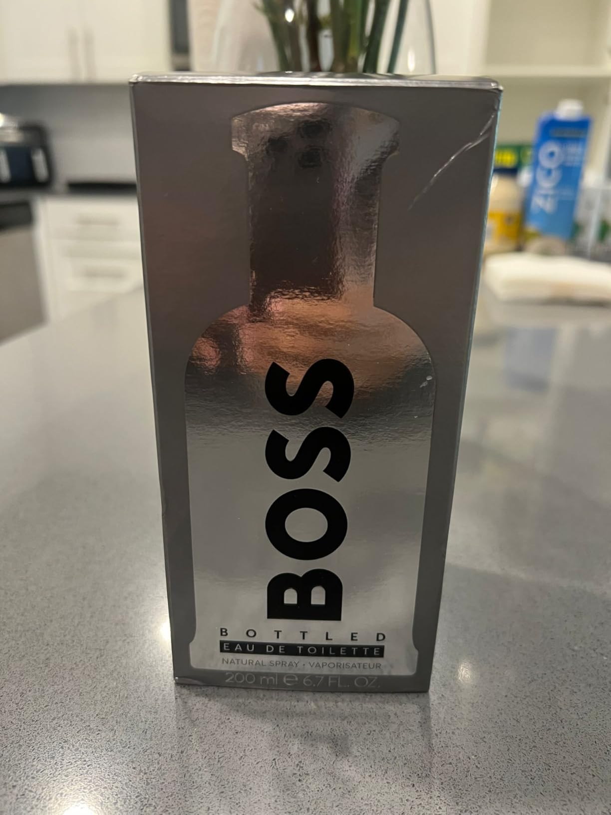 Hugo Boss Bottled Eau de Toilette – Woody Men's Cologne – With Notes of Apple, Cinnamon & Wood – Long Lasting Fragrance customer photo 1