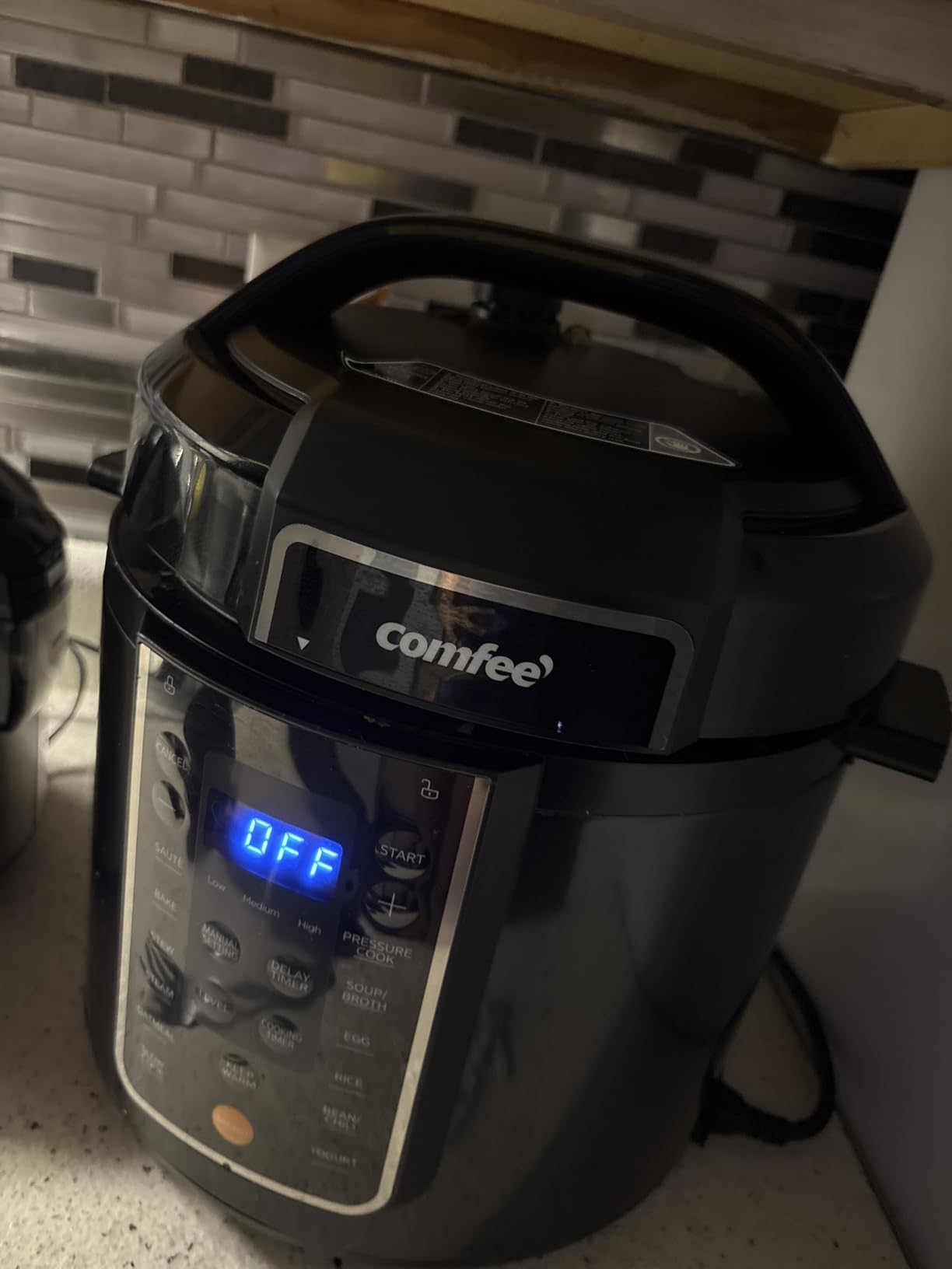 COMFEE’ 16-in-1 Electric Pressure Cooker with Non-Stick Pot for Yogurt, Rice, Slow Cooking, Steaming, and More, 8 Quarts customer photo 2