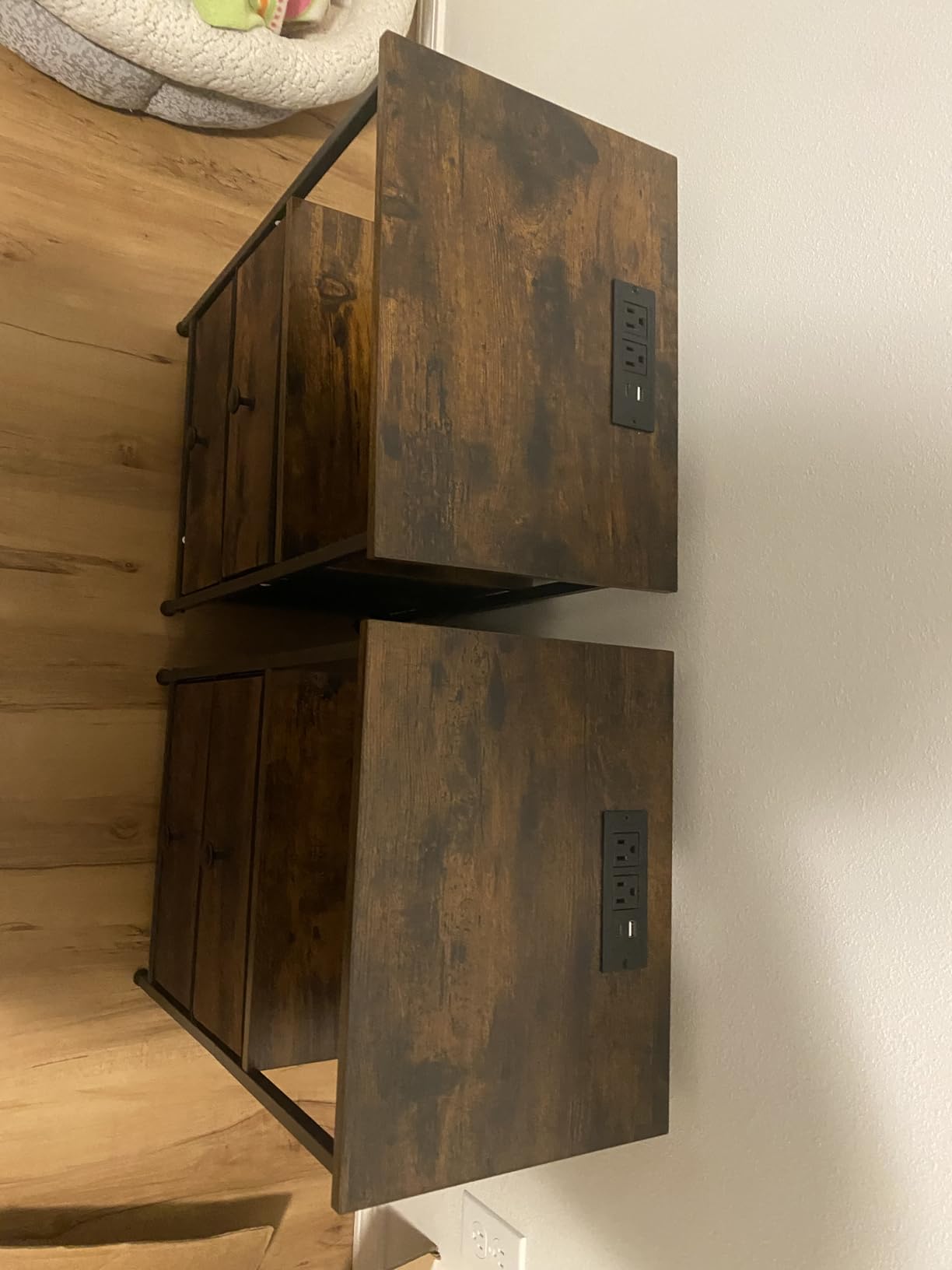 LOAKEKEL Nightstands Set of 2, Night Stand with Charging Station customer photo 1