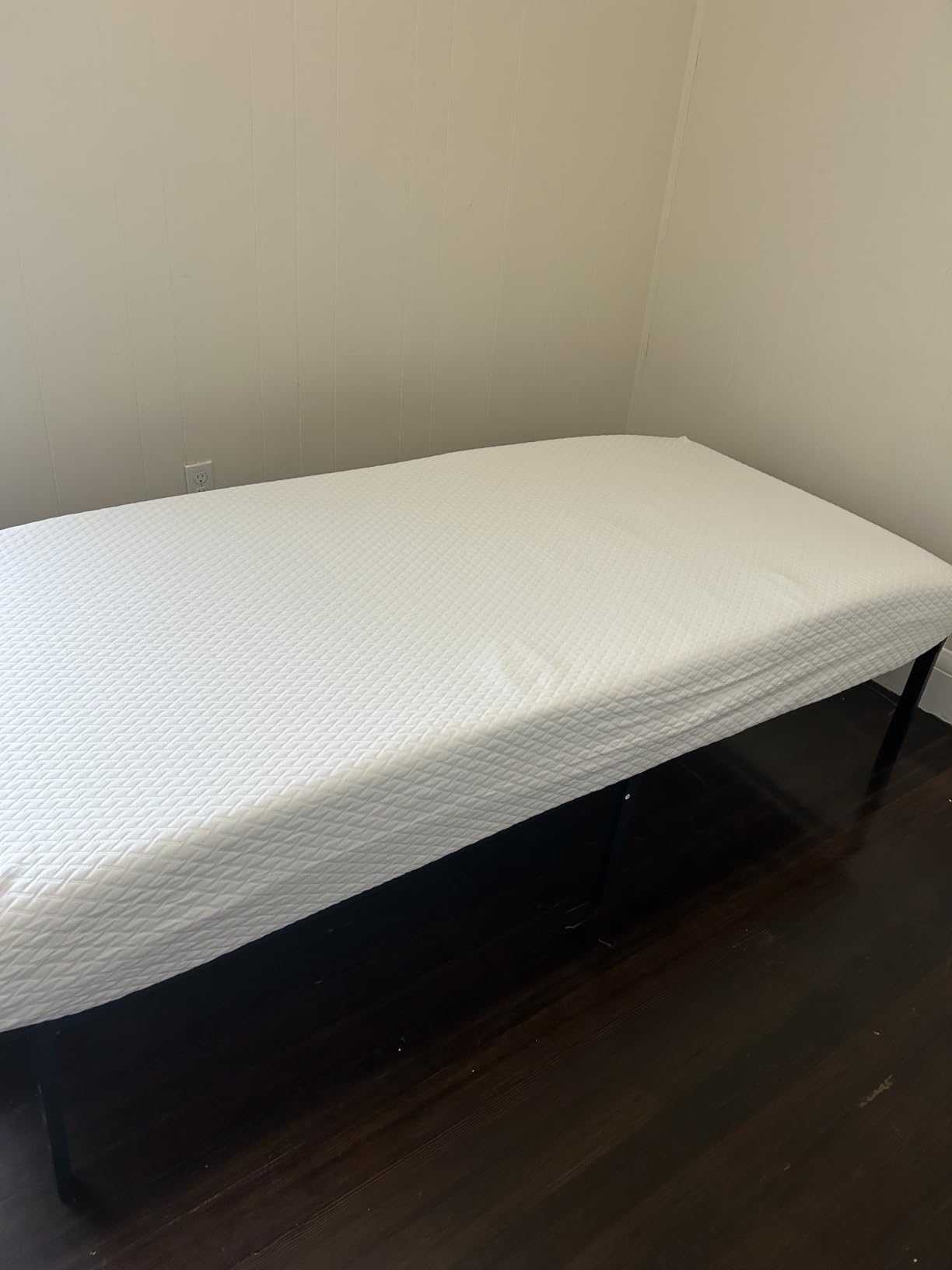 EGOHOME 8 Inch Twin Mattress, Memory Foam Mattress with Cooling Green Tea Gel, Relieve Pressure with Medium Firm Support, CertiPUR-US Certified, 75''L x 38''W, White customer photo 1