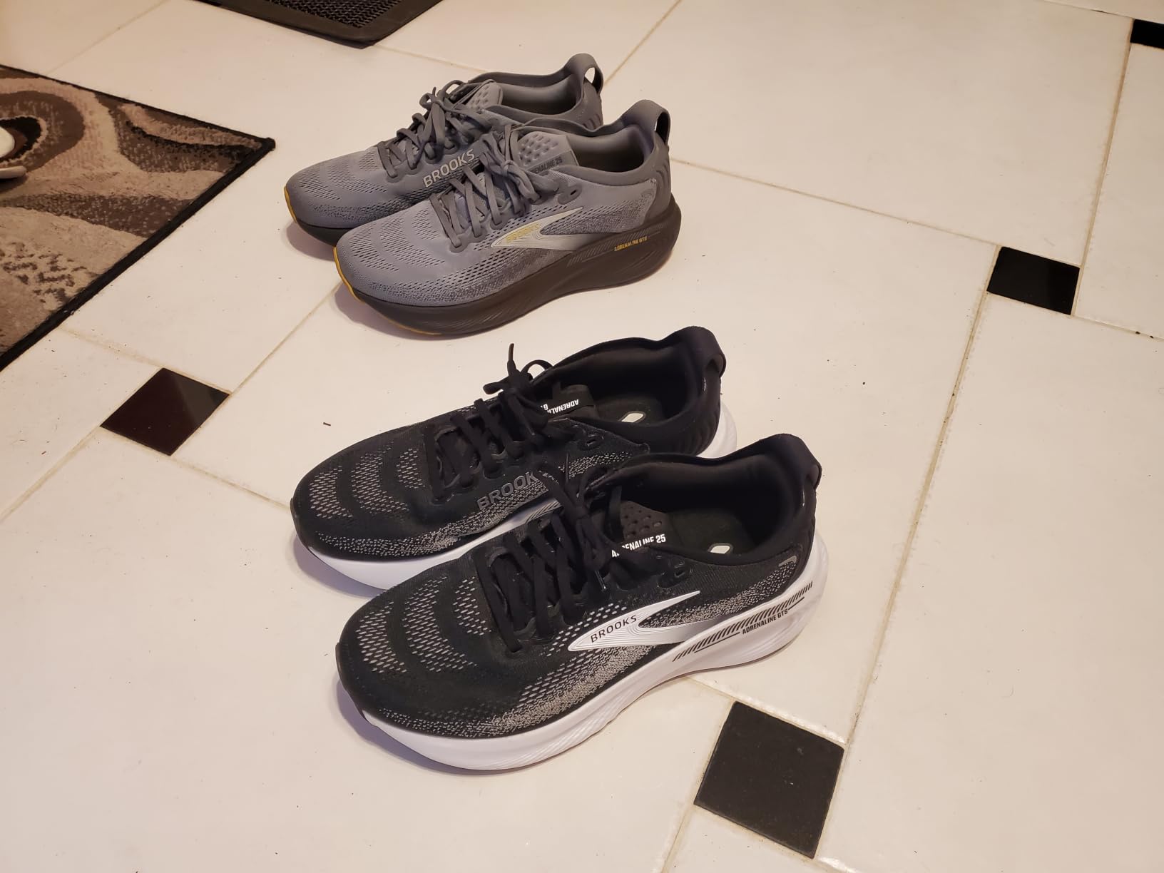 Brooks Men's Adrenaline GTS 25 Running Shoe | Road Running Shoes customer photo 1